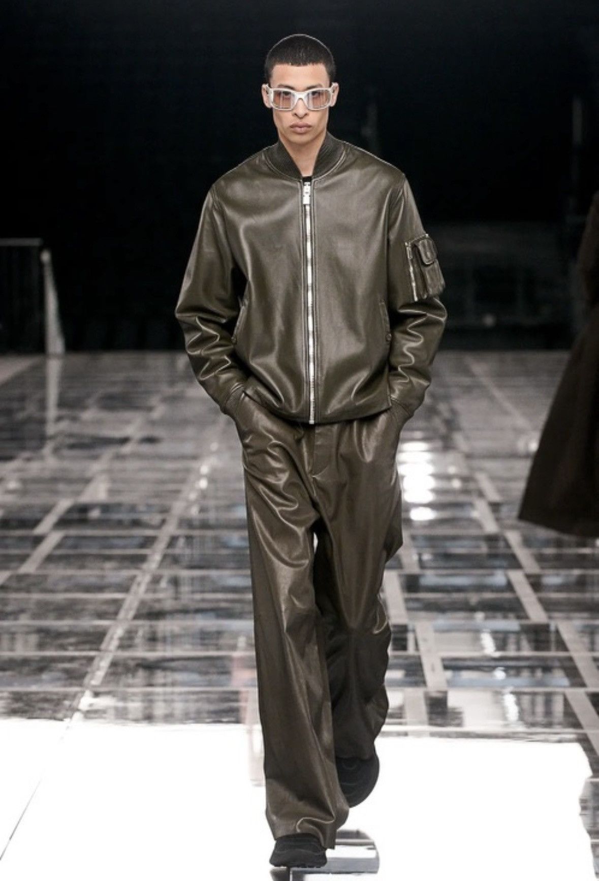 Givenchy Nappa Leather Bomber Givenchy By MMW Size US M / EU 48-50 / 2 - 6 Thumbnail