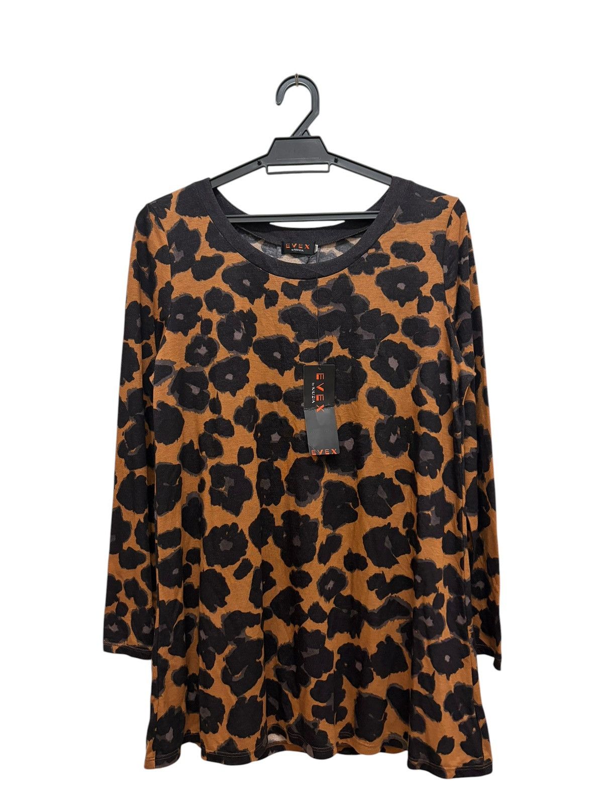 Krizia WILD 🐆 EVEX BY KRIZIA TENCEL LEOPARD PRINTED FLOWLY TOP Size M / US 6-8 / IT 42-44 - 1 Thumbnail