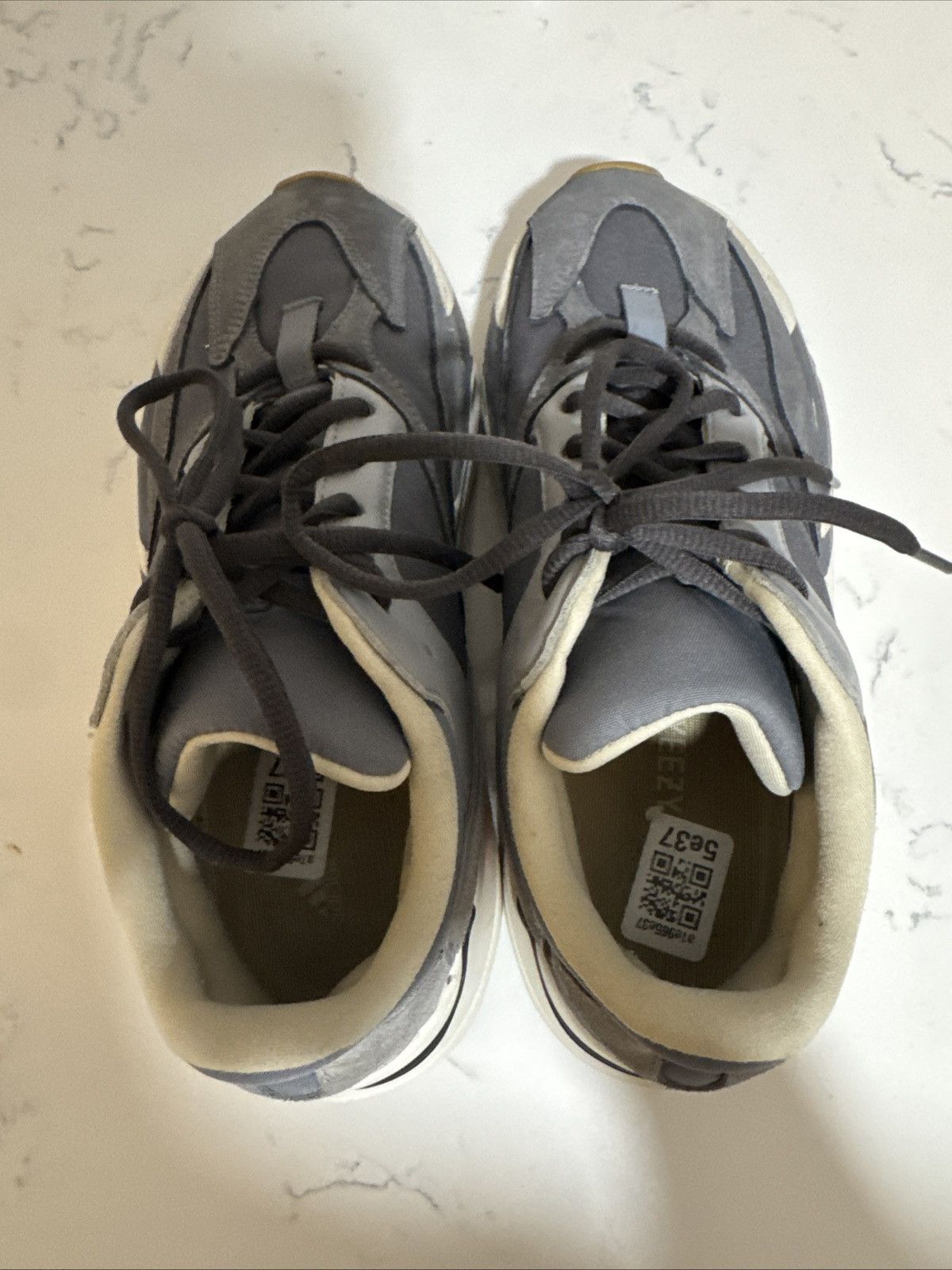 Yeezy Adidas Yeezy Boost 700 Magnet size 9 Size US 9 / EU 42 - 3 Thumbnail