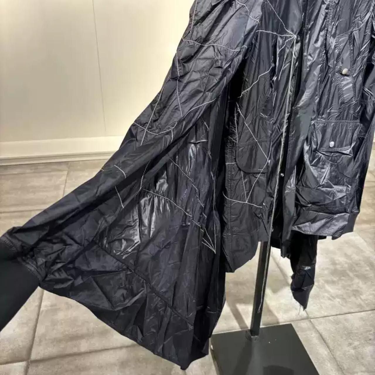 Rick Owens Rick Owens FLAG FLIGHT bombers jackets babel SS//19 Size US S / EU 44-46 / 1 - 3 Thumbnail