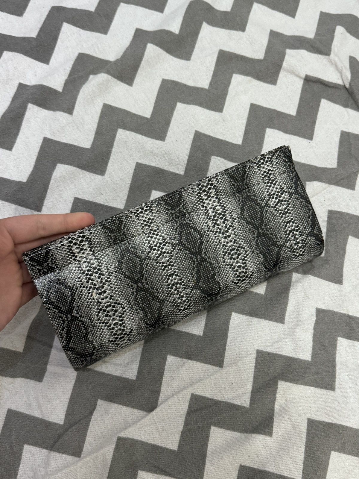 Jimmy Choo Jimmy Choo Parfums Snakeskin Print Clutch Bag / Makeup Bag Size ONE SIZE - 5 Thumbnail