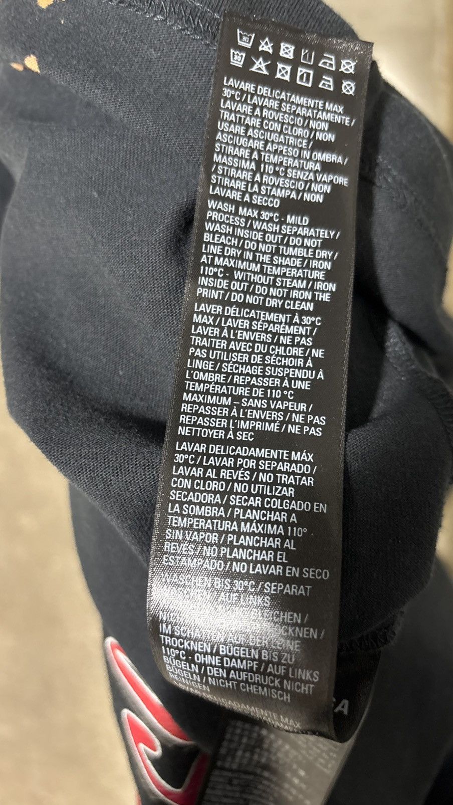Balenciaga 90% Balenciaga 10% Myself Tee Size US S / EU 44-46 / 1 - 15 Thumbnail
