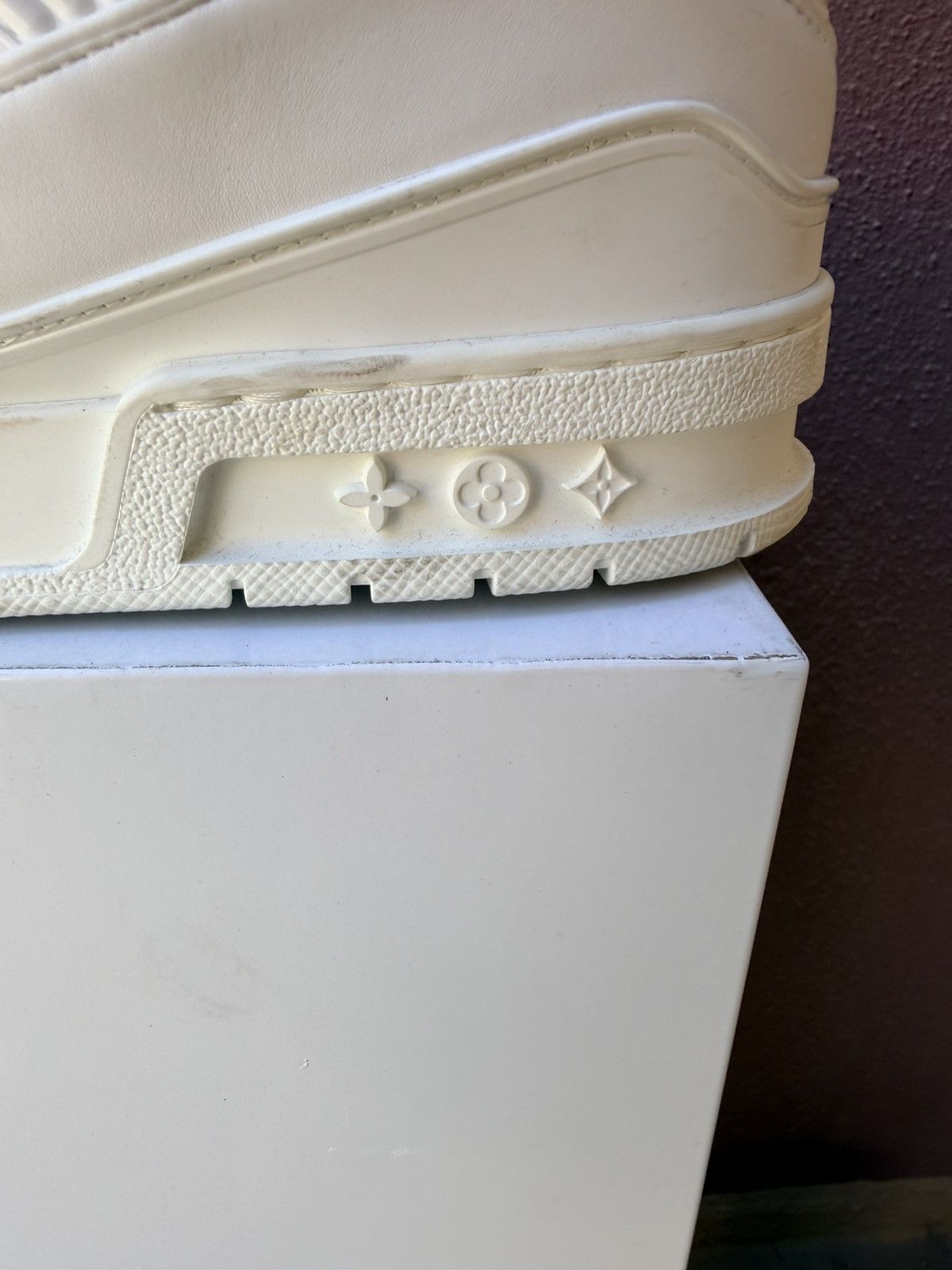 Louis Vuitton Louise Vuitton Trainers Size US 12 / EU 45 - 2 Thumbnail
