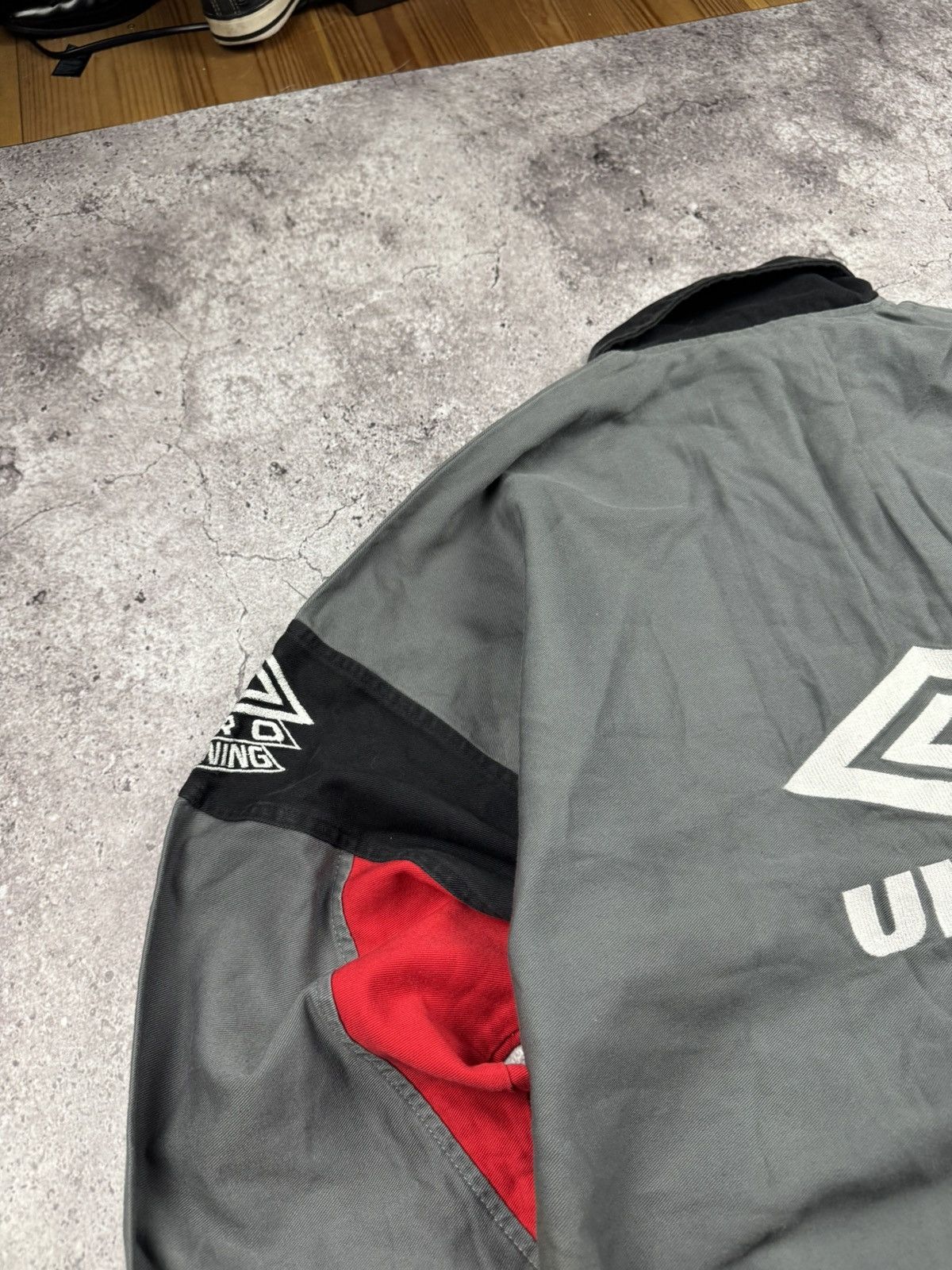 Umbro Vintage 90s UMBRO Drill Top Pro Training Sweatshirt Boxy Fit Size US XL / EU 56 / 4 - 4 Thumbnail