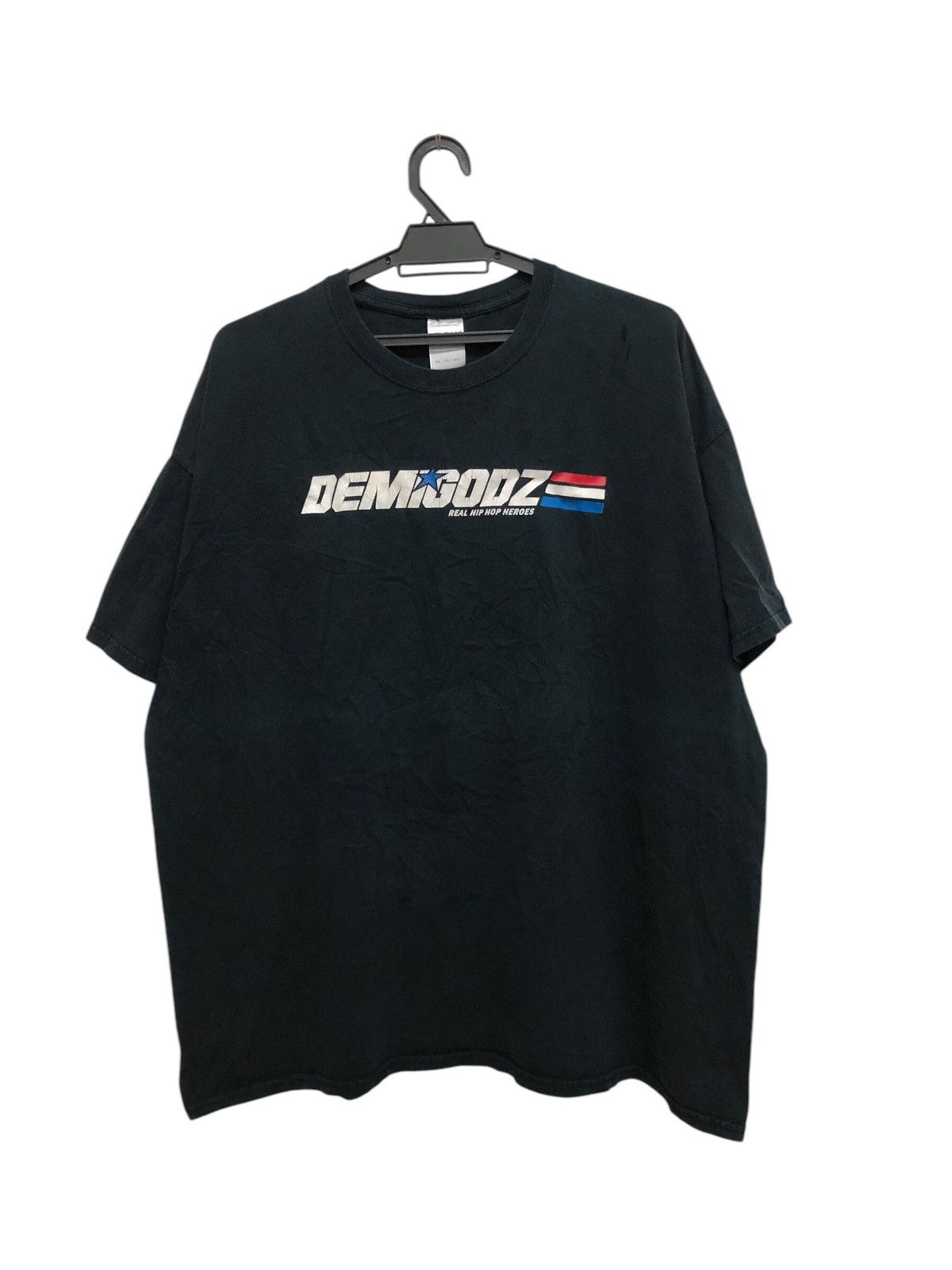 Gildan × Rap Tees × Vintage DEMIGODZ 🔥 REAL HIP HOP HEROES RARE G.I. JOE LOGO RIP OFF Size US XXL / EU 58 / 5 - 1 Thumbnail