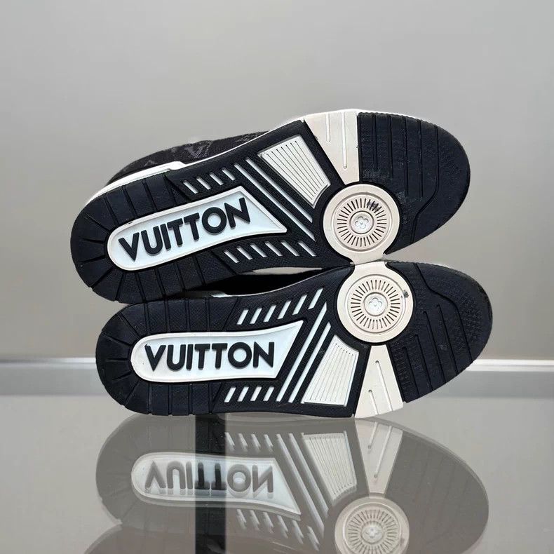 Louis Vuitton Louis Vuitton Trainer Black and White Denim shoes Size US 5 / EU 37 - 7 Thumbnail