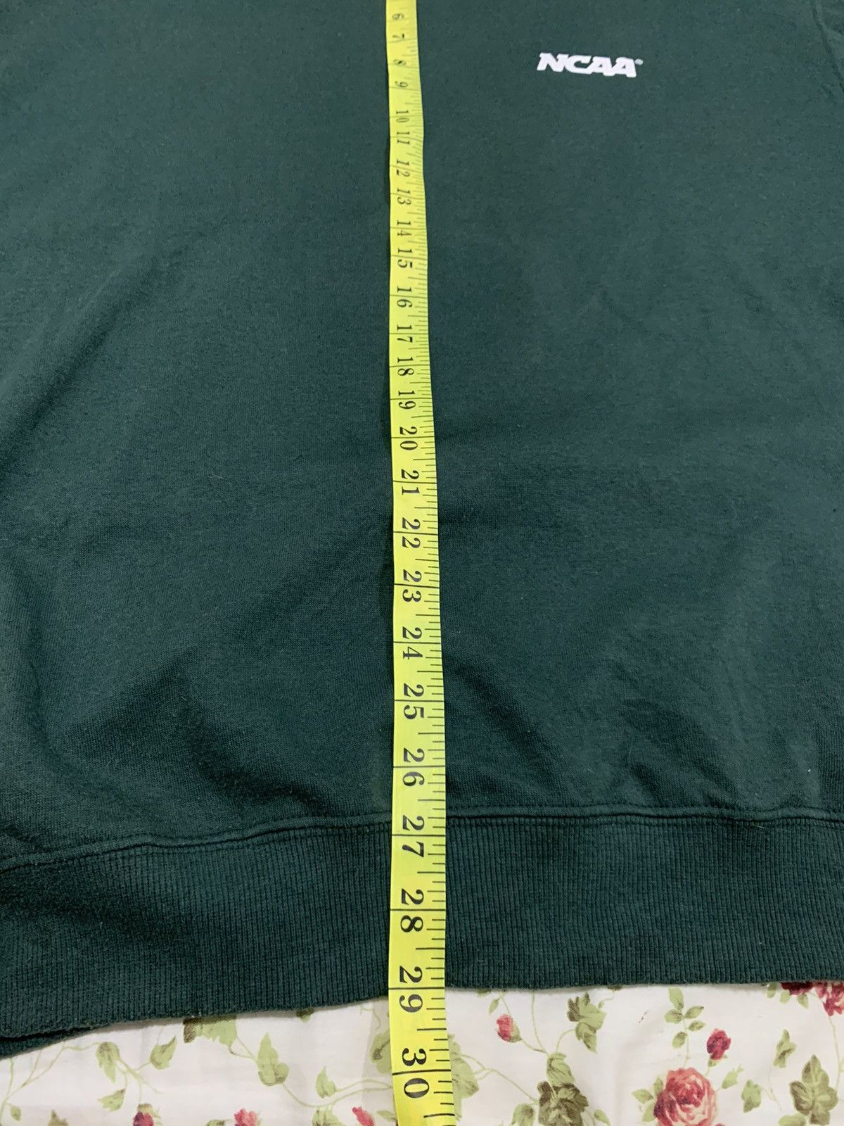 NCAA Vintage NCAA Green Sweatshirt Big Size Size US XXL / EU 58 / 5 - 15 Thumbnail