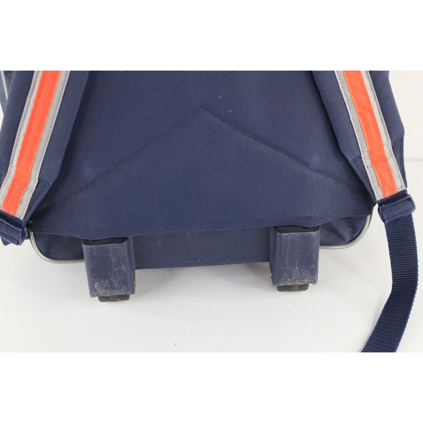 Disney × Vintage Vintage 90s Disney Distressed Spell Out Tigger the Tiger Bag Size ONE SIZE - 8 Thumbnail