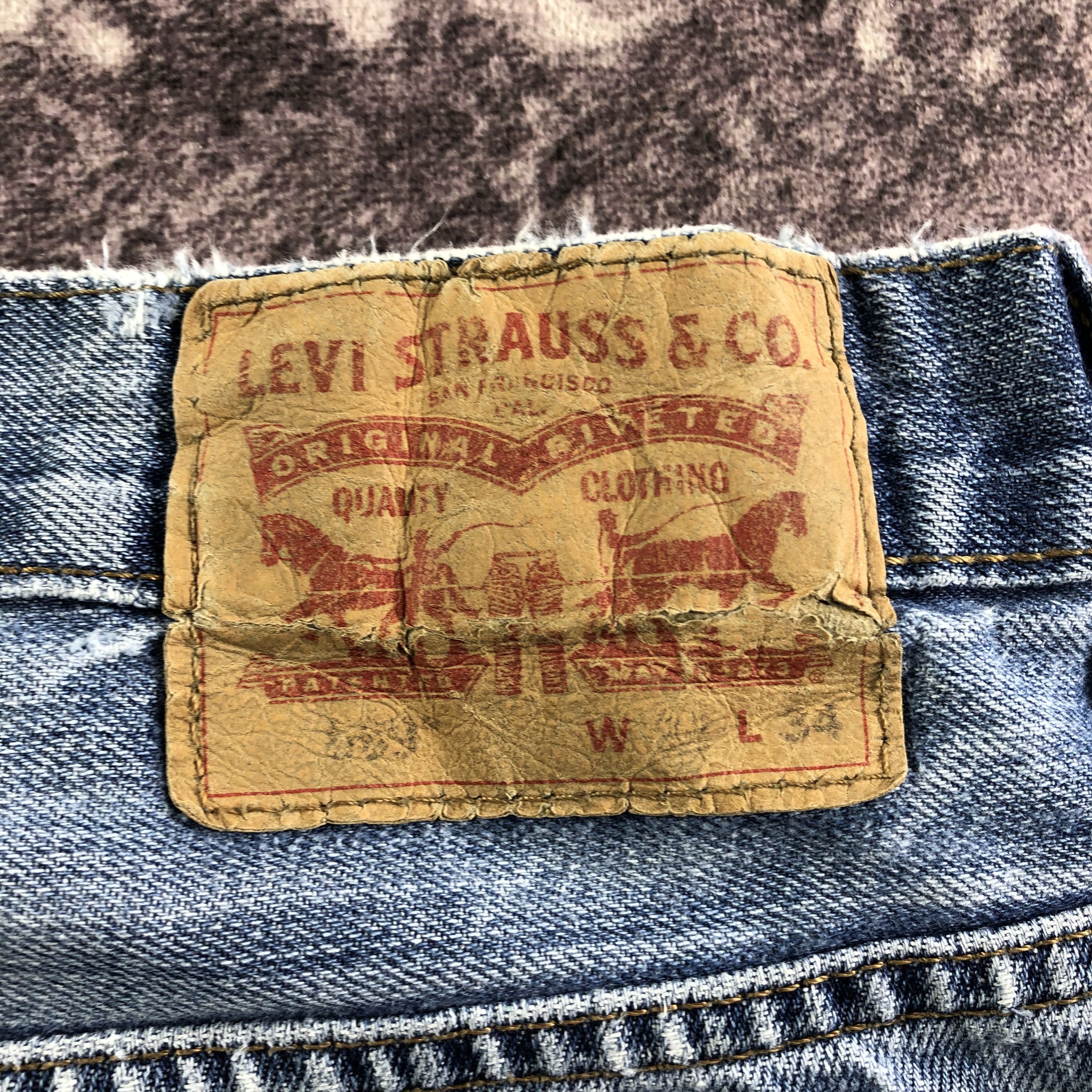 Levi's × Vintage Vintage Blue Wash Levis 569 Jeans-JM3456 Size US 37 - 8 Thumbnail