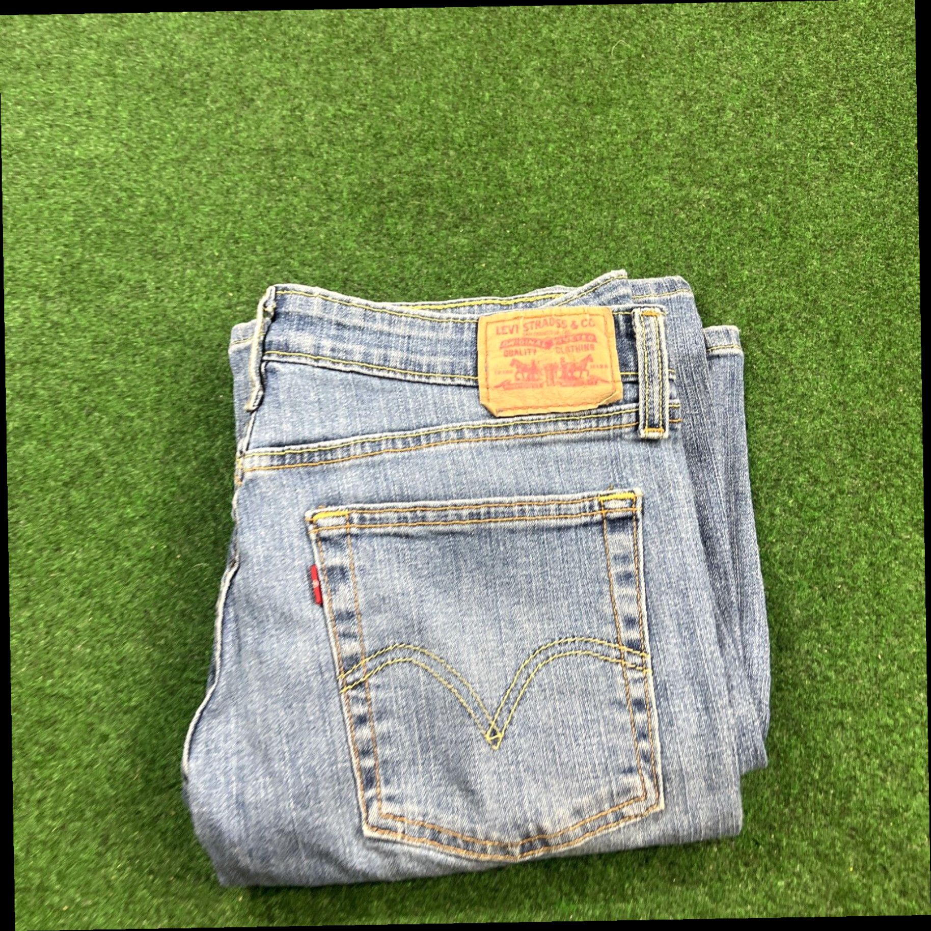 Levi's Levi's 519 Low Stretch Flare Denim Jeans 5 Pocket Juniors 11 M Sz Meas:32x30 Size 32" / US 10 / IT 46 - 1 Thumbnail