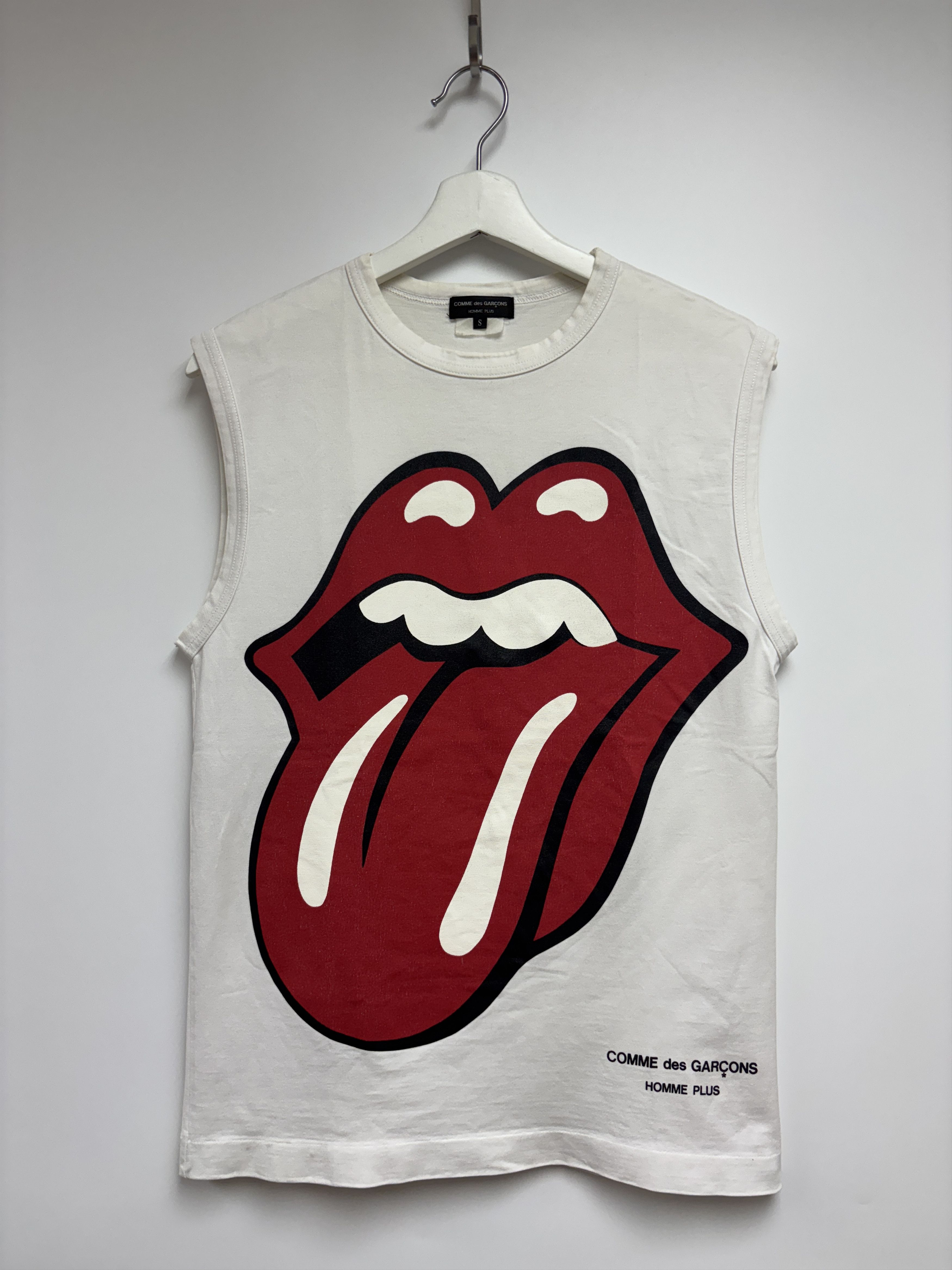 Comme des Garcons Homme Plus × The Rolling Stones COMME des GARÇONS HOMME PLUS x THE ROLLING STONES TANK TOP Size US S / EU 44-46 / 1 - 1 Thumbnail