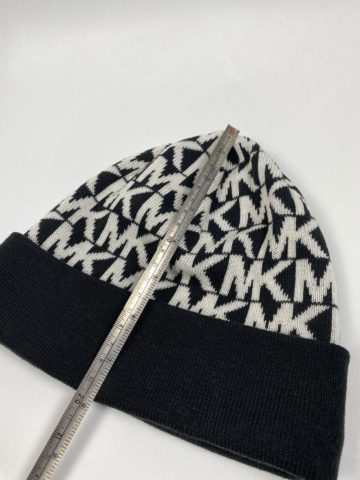 Michael Kors Michael Kors Beanie + Scarf Set Monogram Size ONE SIZE - 13 Thumbnail