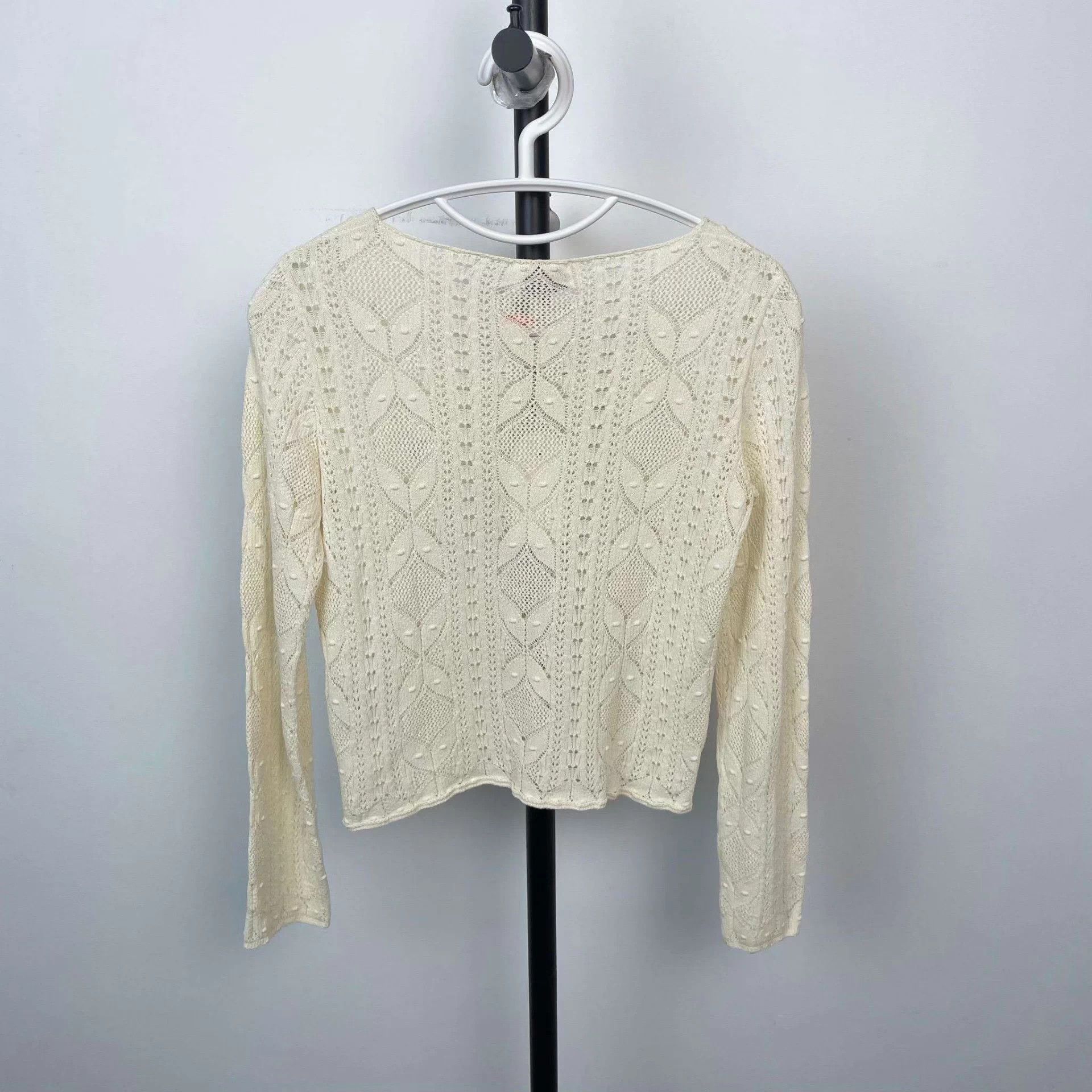 Saint Laurent Paris YSL Beige Lace Long Sleeve Top Size XS / US 0-2 / IT 36-38 - 2 Thumbnail