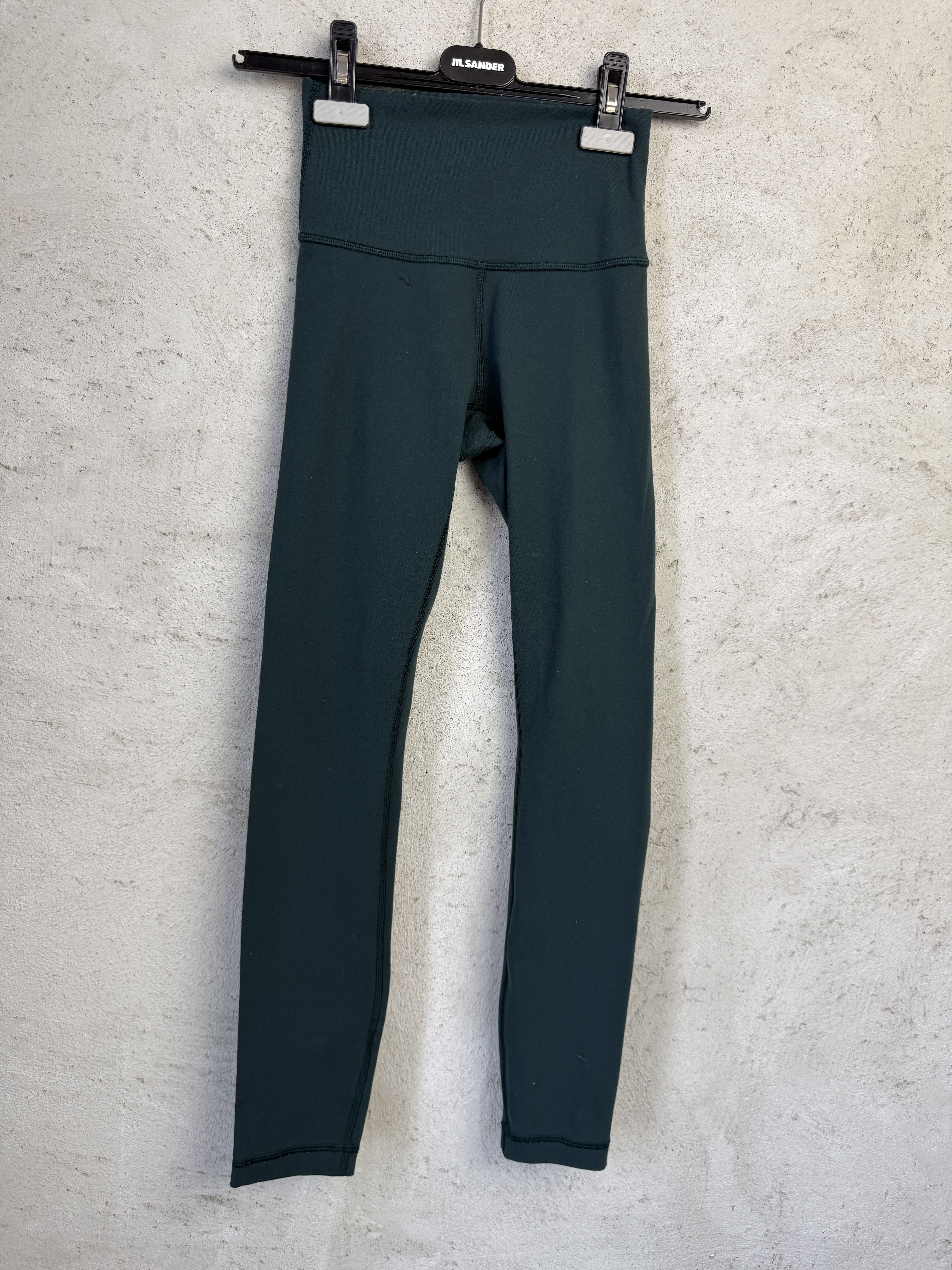 Lululemon Lululemon leggings sport gym yoga pilates Size 26" / US 2 / IT 38 - 2 Thumbnail