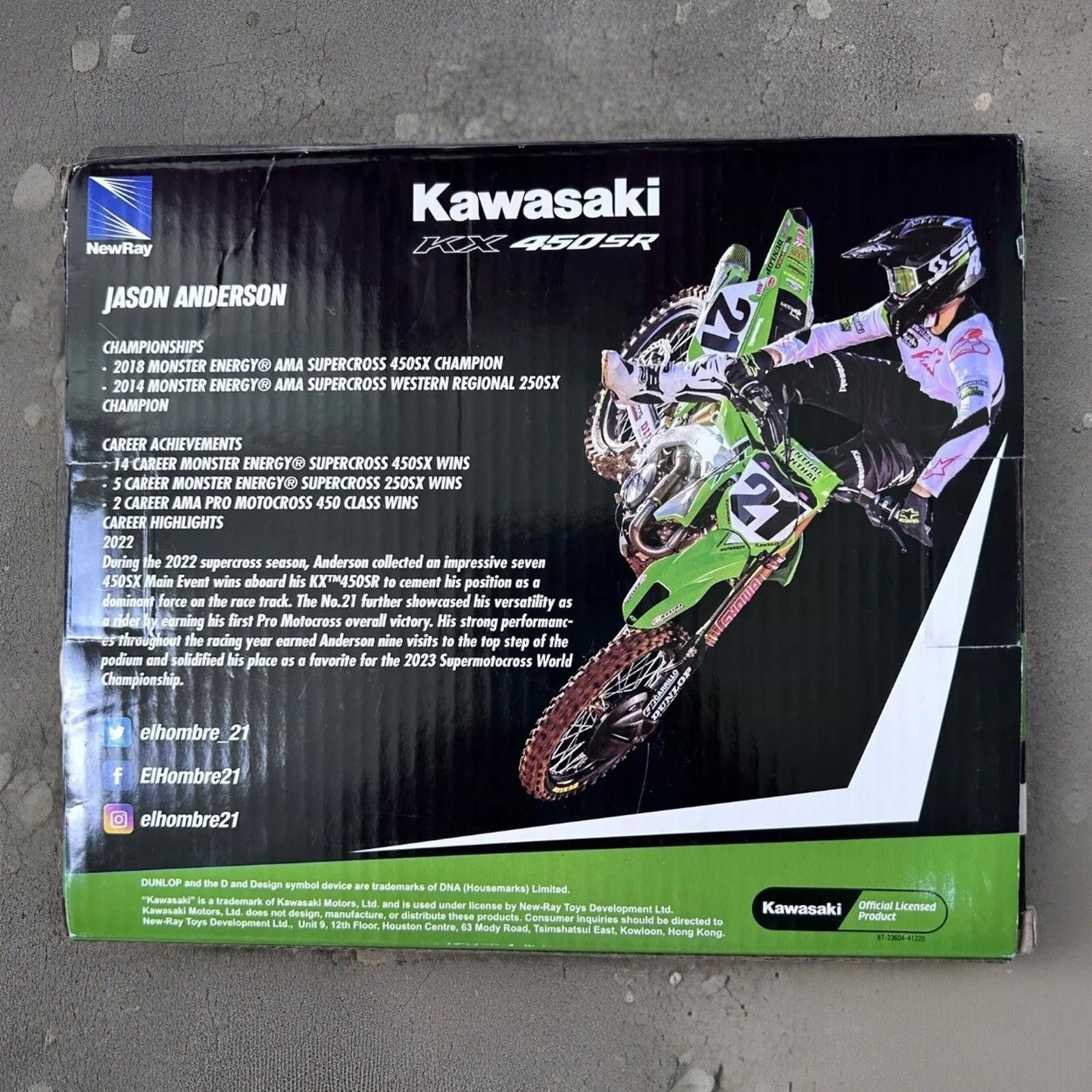 Designer Ray Toys Kawasaki Race Team Bike Replica Jason 1:12 Scale Size ONE SIZE - 3 Thumbnail