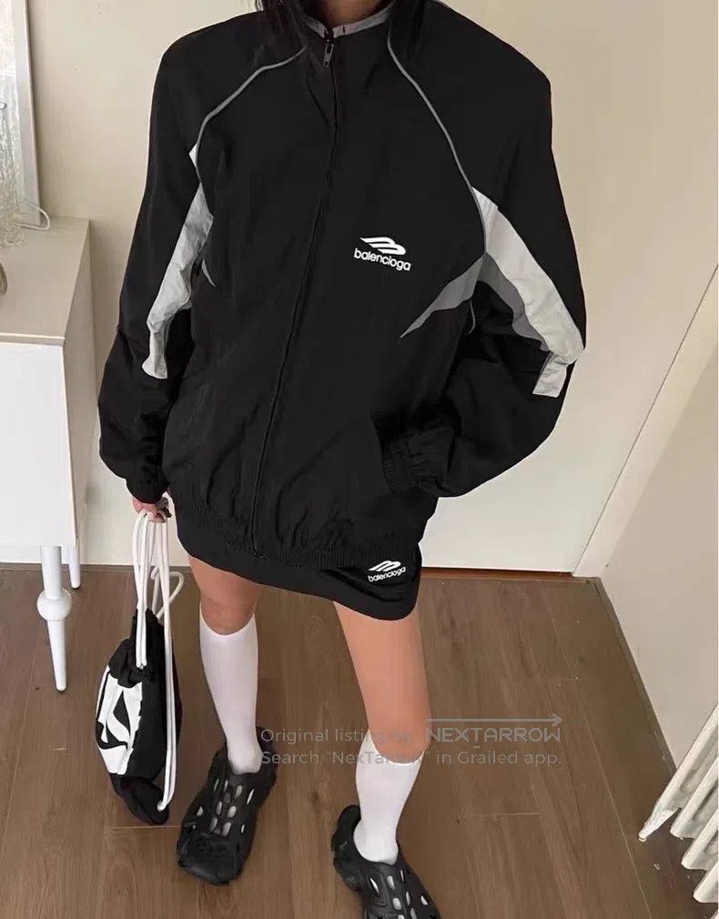 Balenciaga Balenciaga Black and gray color-blocked sports jacket Size US L / EU 52-54 / 3 - 5 Thumbnail