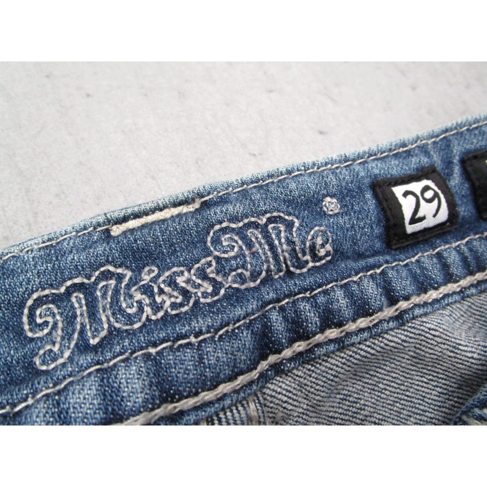 Miss Me Miss Me Jeans Women Blue Low Rise Bootcut 29 Regular 29x32 Denim Rhinestone Pockets JP5002-2 Bedazzled 5-Pocket Cowboy Retro Vintage Size 29" - 3 Thumbnail