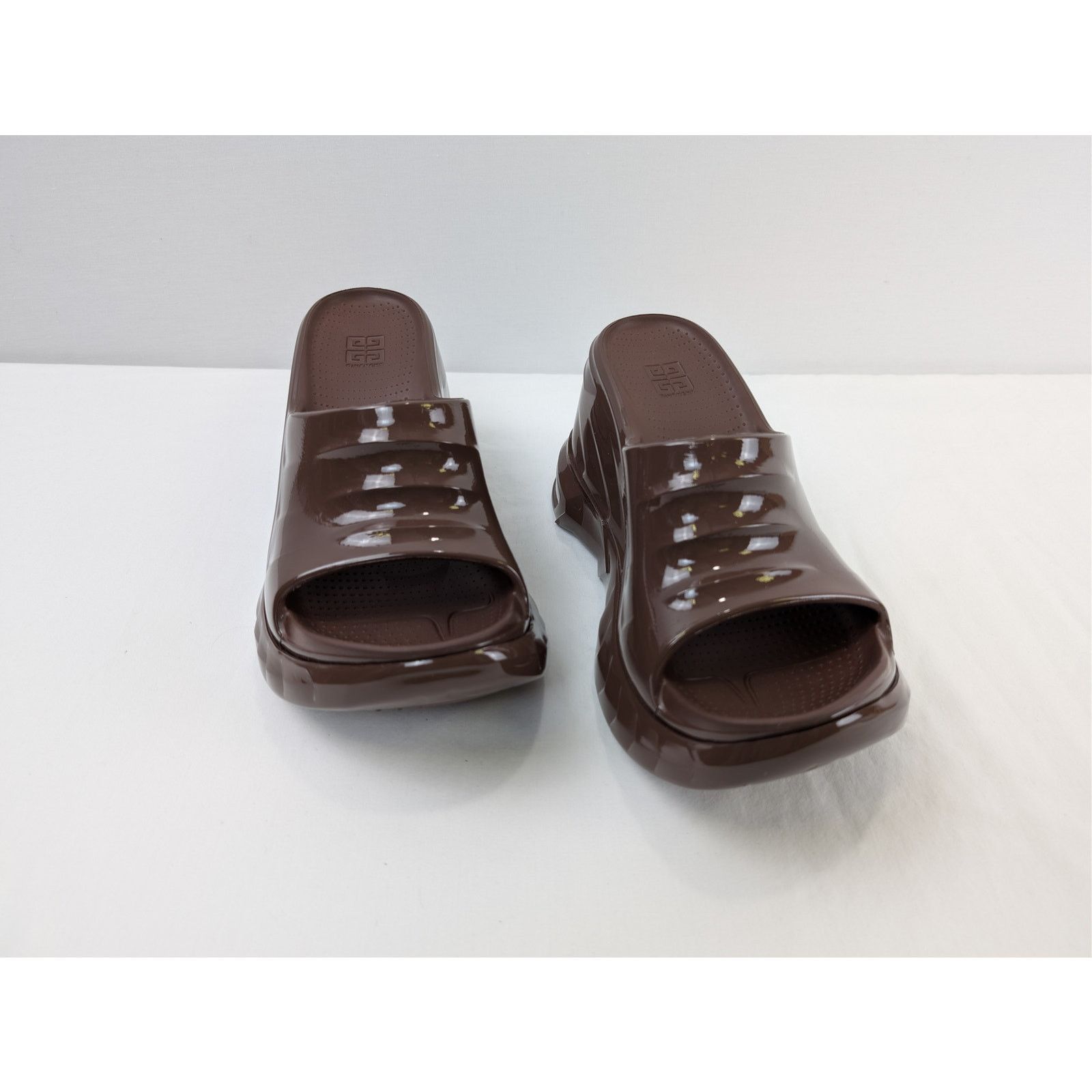 Givenchy o1rshd1 Marshmallow Slider Wedge Sandal in Chocolate Size US 7 / IT 37 - 6 Thumbnail