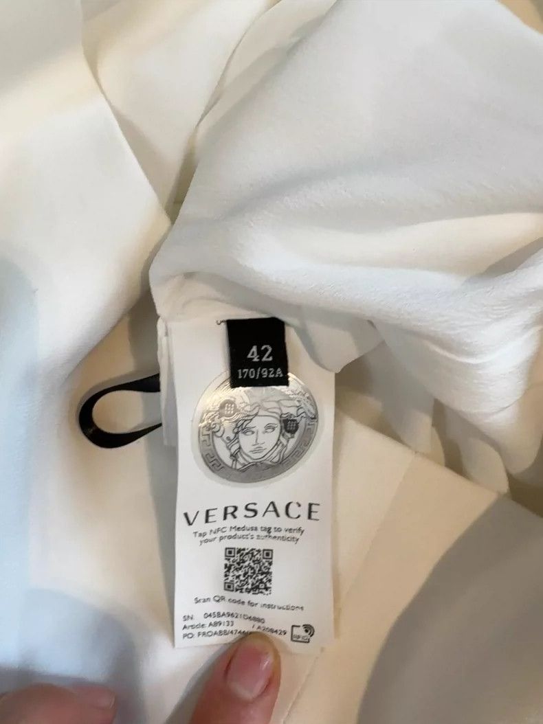 Versace Versace Sleeveless dress Size M / US 6-8 / IT 42-44 - 3 Thumbnail