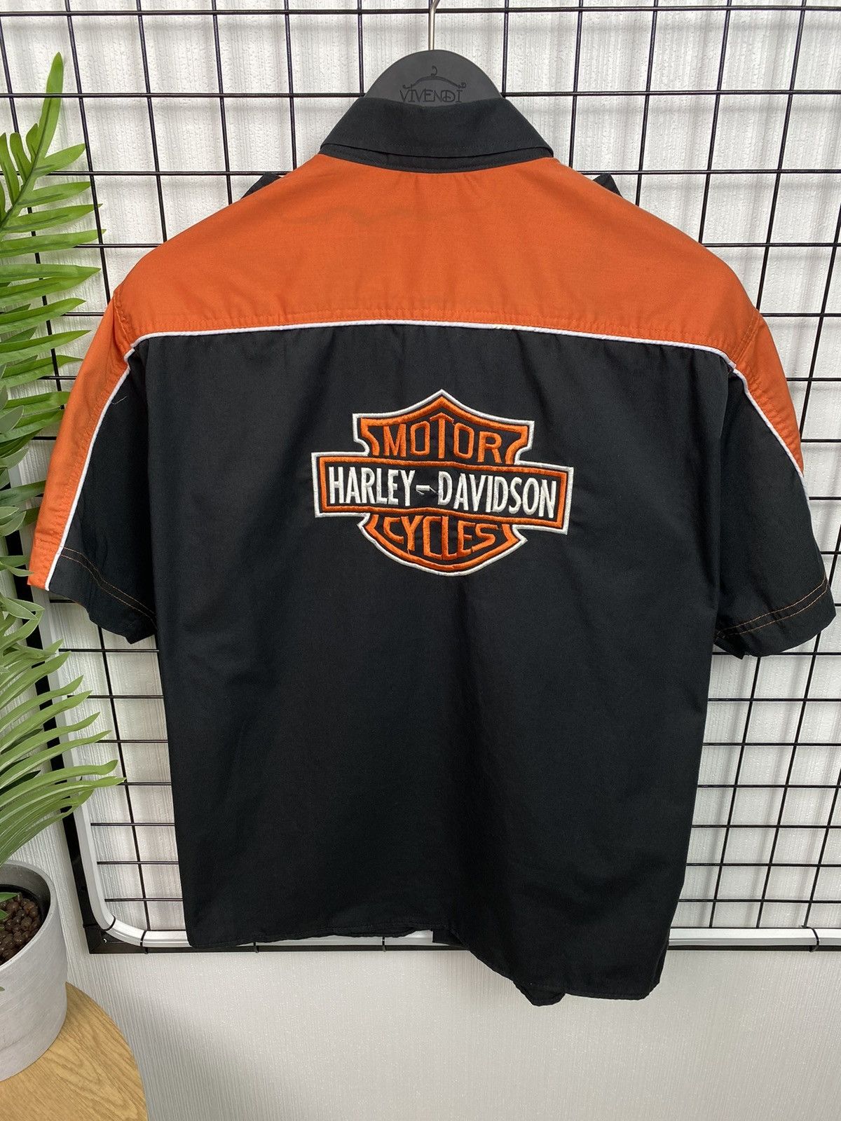 Vintage Vintage Harley Davidson Big Logo Short Sleeve Button Shirt L Size US L / EU 52-54 / 3 - 15 Thumbnail