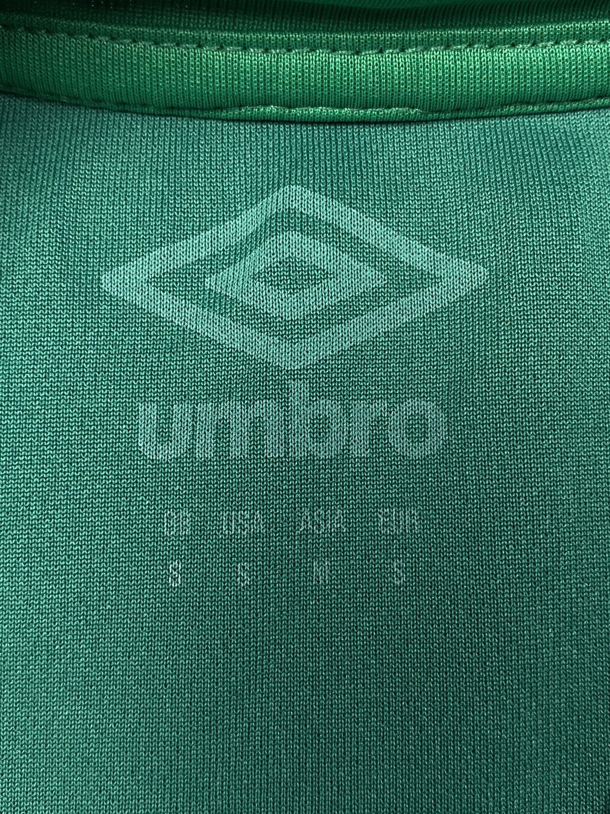 Umbro × Vintage UMBRO FC WERDER BREMEN 2019/2020 SOCCER JERSEY Size US S / EU 44-46 / 1 - 8 Thumbnail