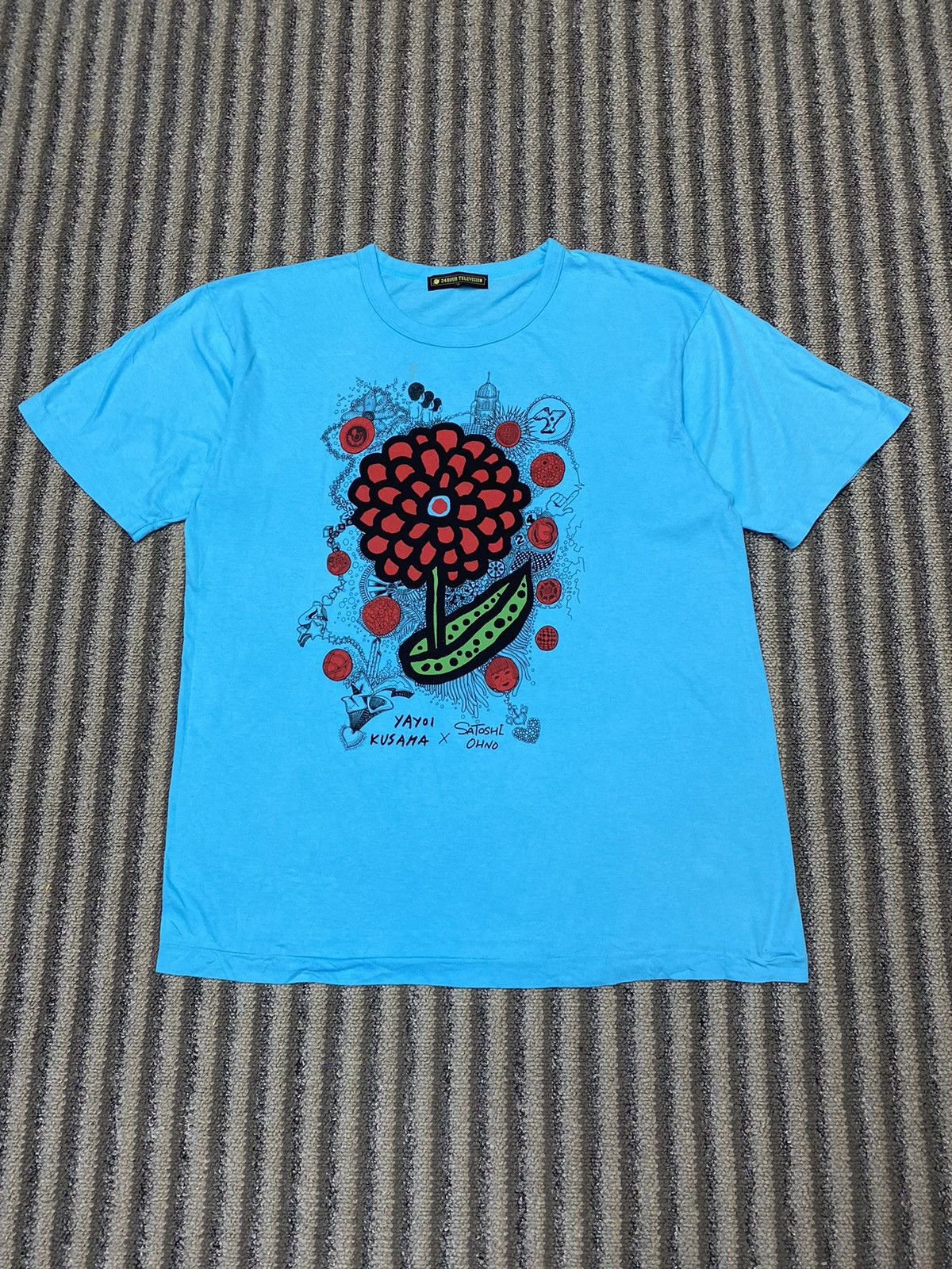 Yayoi Kusama Yayoi kusama x Satoshi Ohno 24hour Television Size US M / EU 48-50 / 2 - 3 Thumbnail
