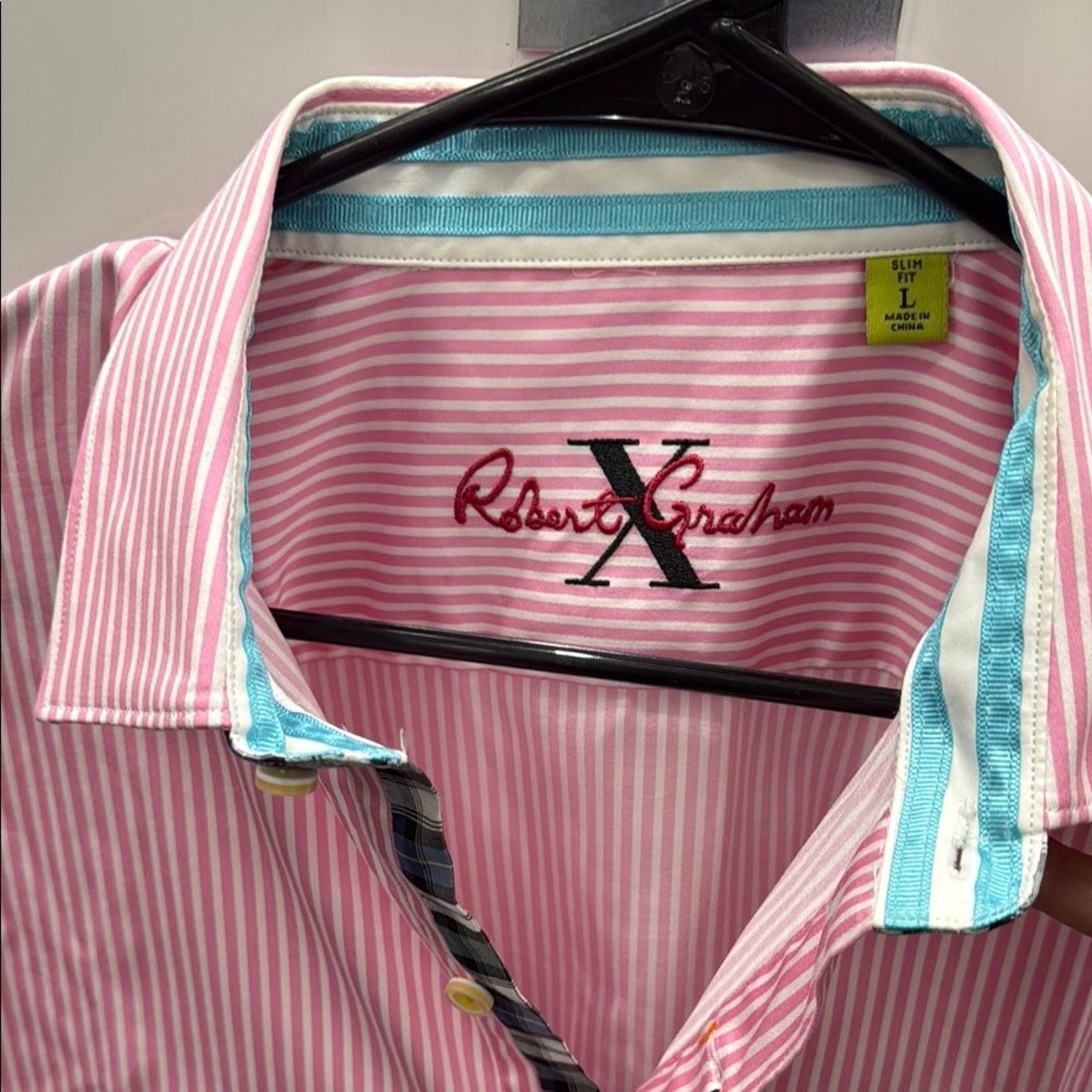 Robert Graham NWT Robert Graham Pink Striped Men's Shirt Size L Size US L / EU 52-54 / 3 - 3 Thumbnail