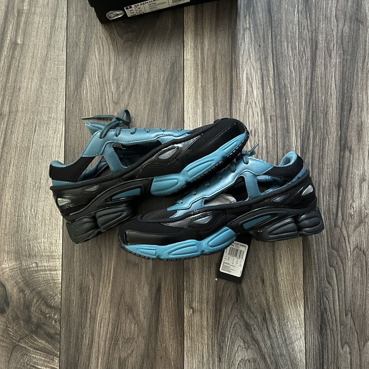 Raf Simons raf simons ozweego replicant 10 us 44 eur Size US 10 / EU 43 - 6 Thumbnail