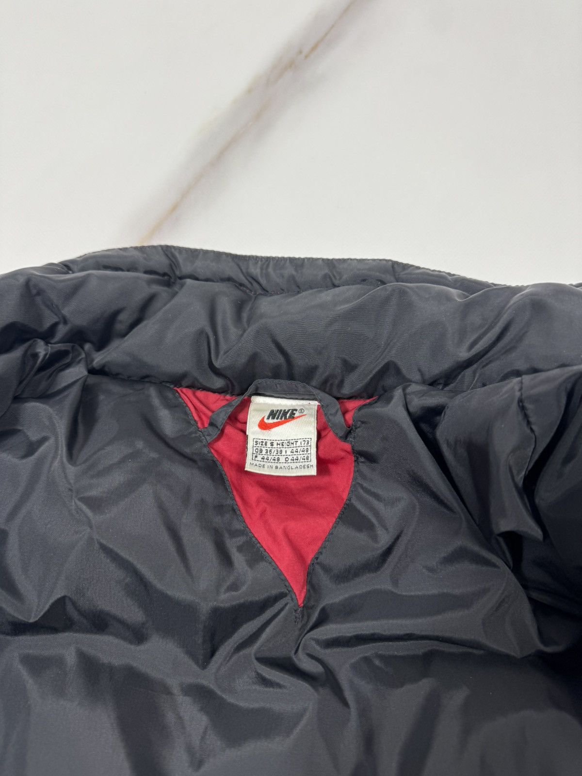 Nike Vintage 90s Nike Big Swoosh Puffer Down Jacket Size US S / EU 44-46 / 1 - 17 Thumbnail