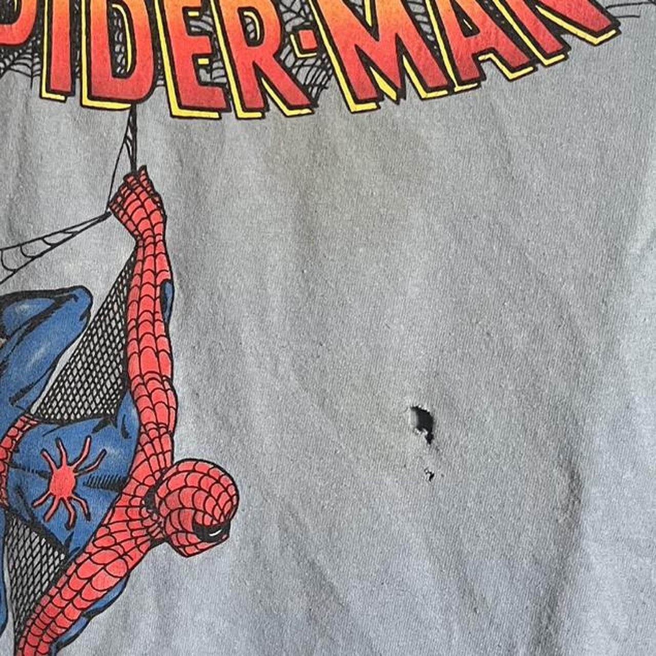 Marvel Comics VINTAGE 2003 THE AMAZING SPIDERMAN Marvel graphitti tshirt Size US M / EU 48-50 / 2 - 3 Thumbnail