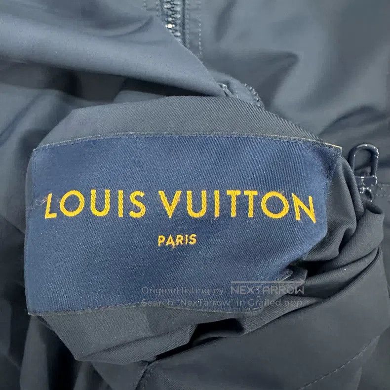 Louis Vuitton Louis Vuitton Pin full logo double-sided wear assault jack Size US S / EU 44-46 / 1 - 5 Thumbnail