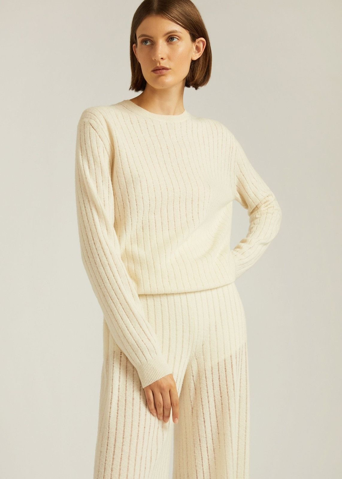 Loro Piana o1srvl11e0825 FAM7894 Gaiole Crewneck Sweater in Cream Size L / US 10 / IT 46 - 4 Thumbnail