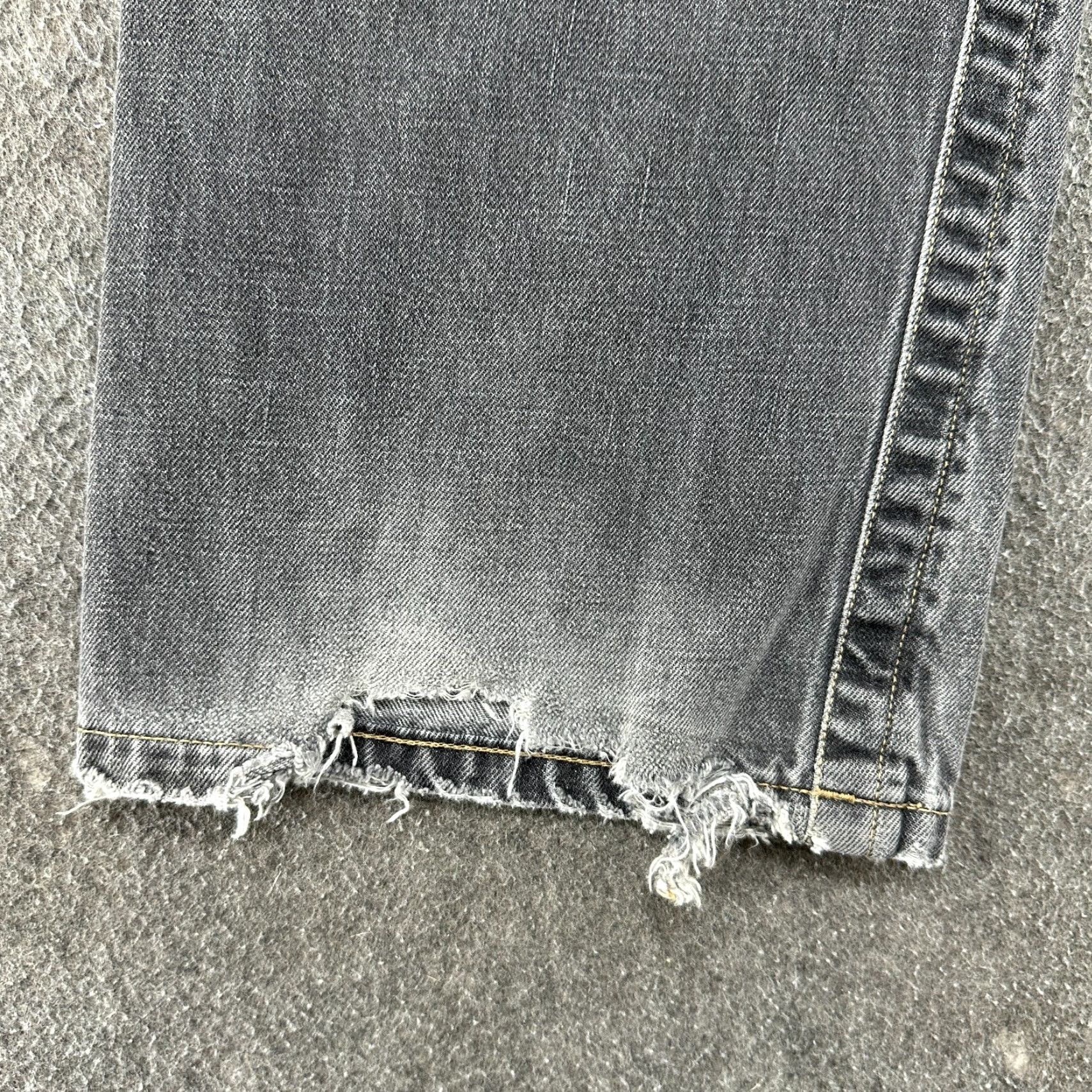 Diesel VINTAGE Diesel Jeans Mens 34x29 Gray Distressed Slim Straight 5-Pocket Denim Cotton Cotton Blend City 90s Bohemian Retro Theme Mens Size US 34 / EU 50 - 5 Thumbnail