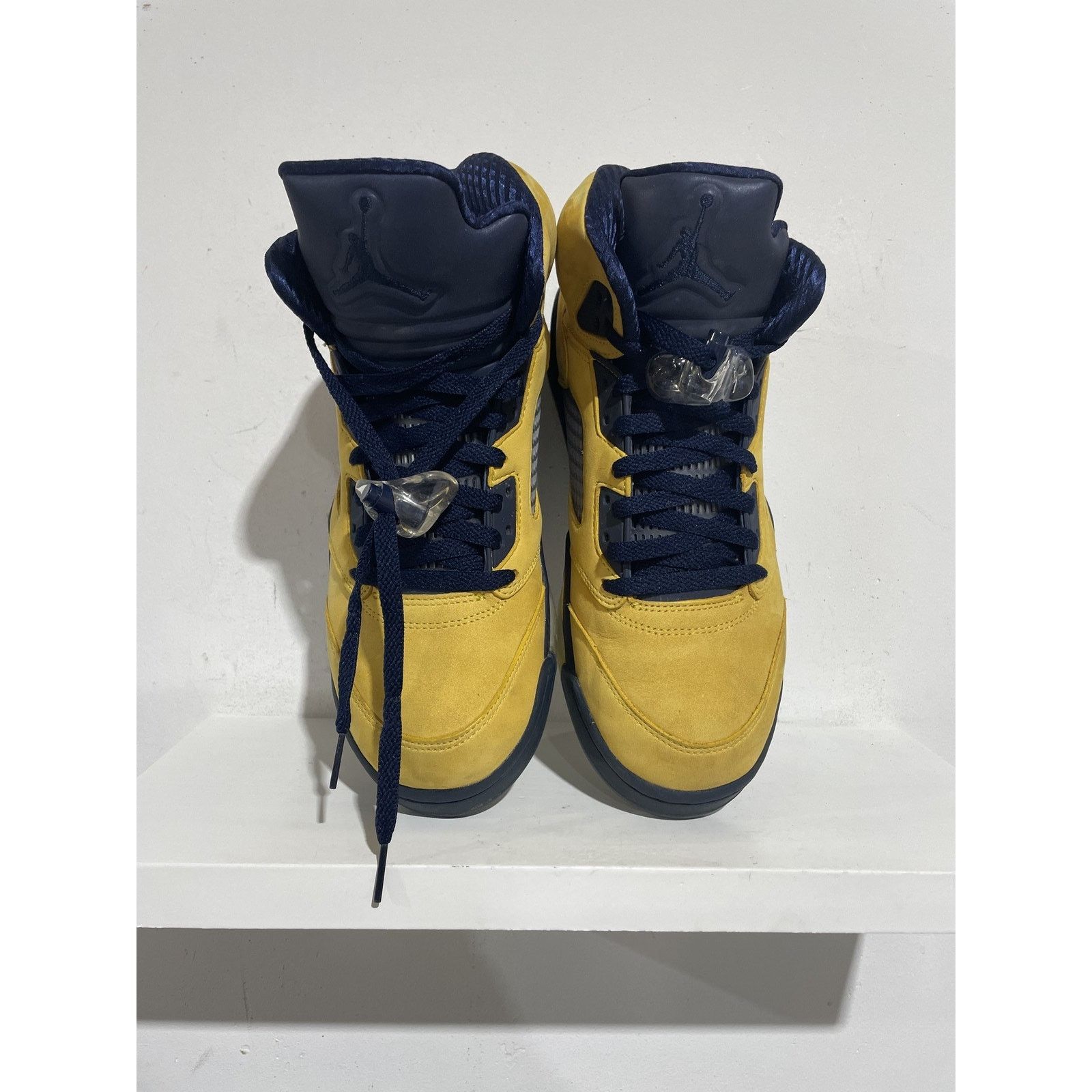 Jordan Brand JORDAN 5 MICHIGAN SIZE 9.5 PREOWNED Size US 9.5 / EU 42-43 - 3 Thumbnail