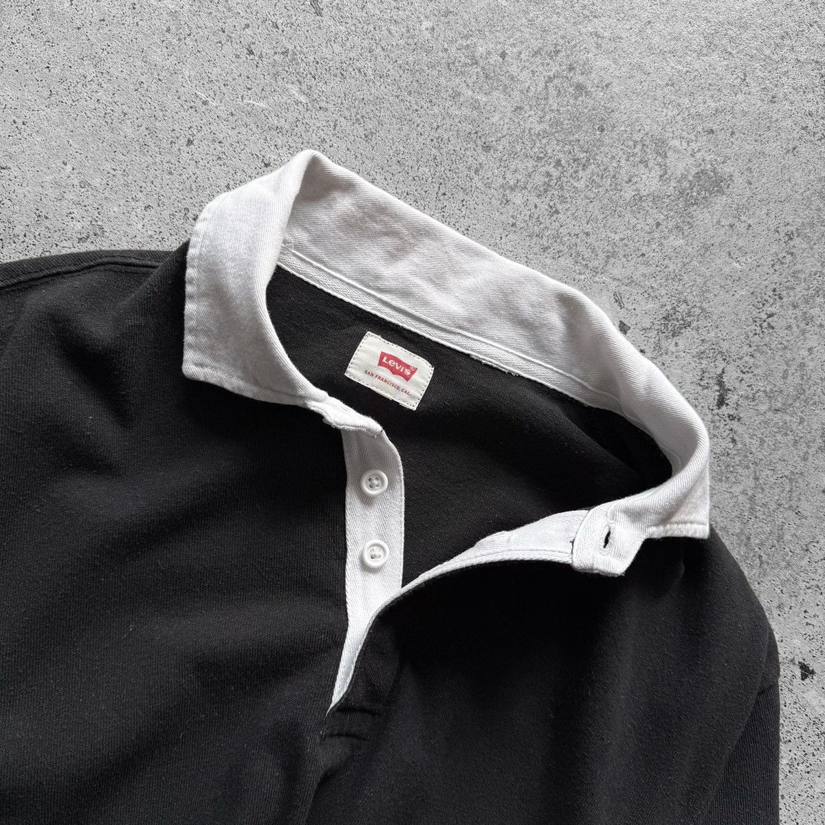 Levi's Levis Mens Black Long Sleeve Polo Shirt White Collar Casual Size US S / EU 44-46 / 1 - 3 Thumbnail