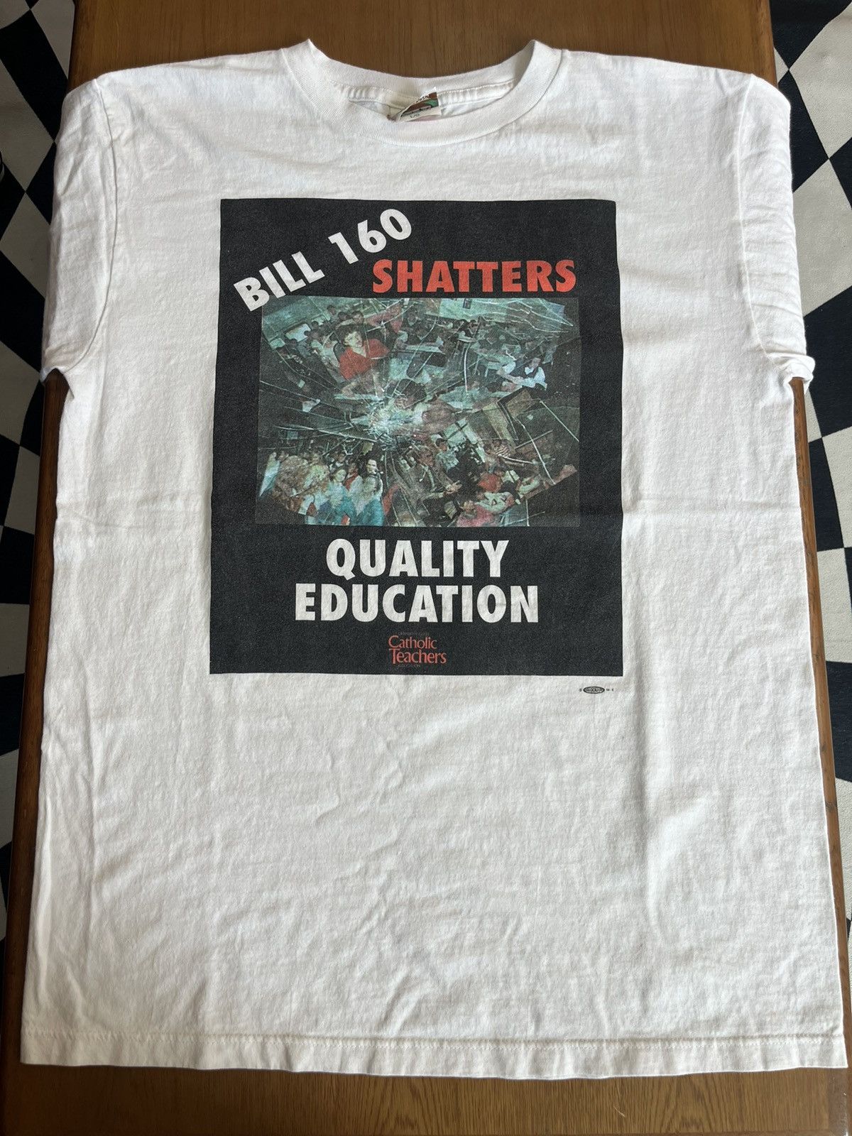Arts & Science Vtg Bill 160 SHATTERS Quality Education 90’s Tshirt Size US L / EU 52-54 / 3 - 3 Thumbnail