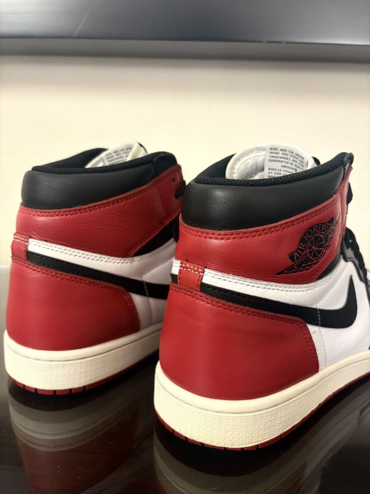 Jordan Brand Jordan 1 Retro High OG Black Toe 2016 Sz 10 Nike Air Size US 10 / EU 43 - 8 Thumbnail