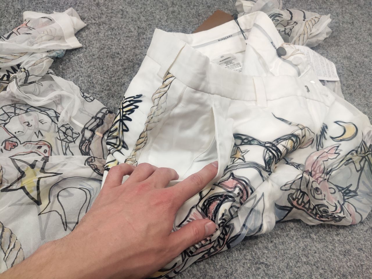 Burberry Rare Burberry By Marine Sketch Print Layered Silk Pants Size US 32 / EU 48 - 16 Thumbnail
