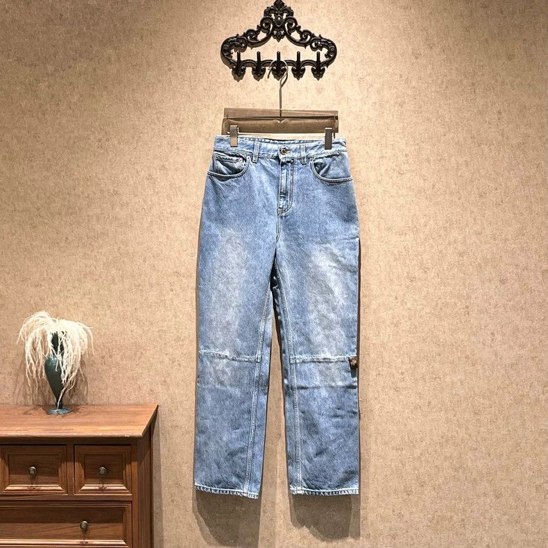 Louis Vuitton Louis Vuitton 24 Year New Washed Blue Leather Logo Jeans Size US 40 / EU 56 - 1 Thumbnail