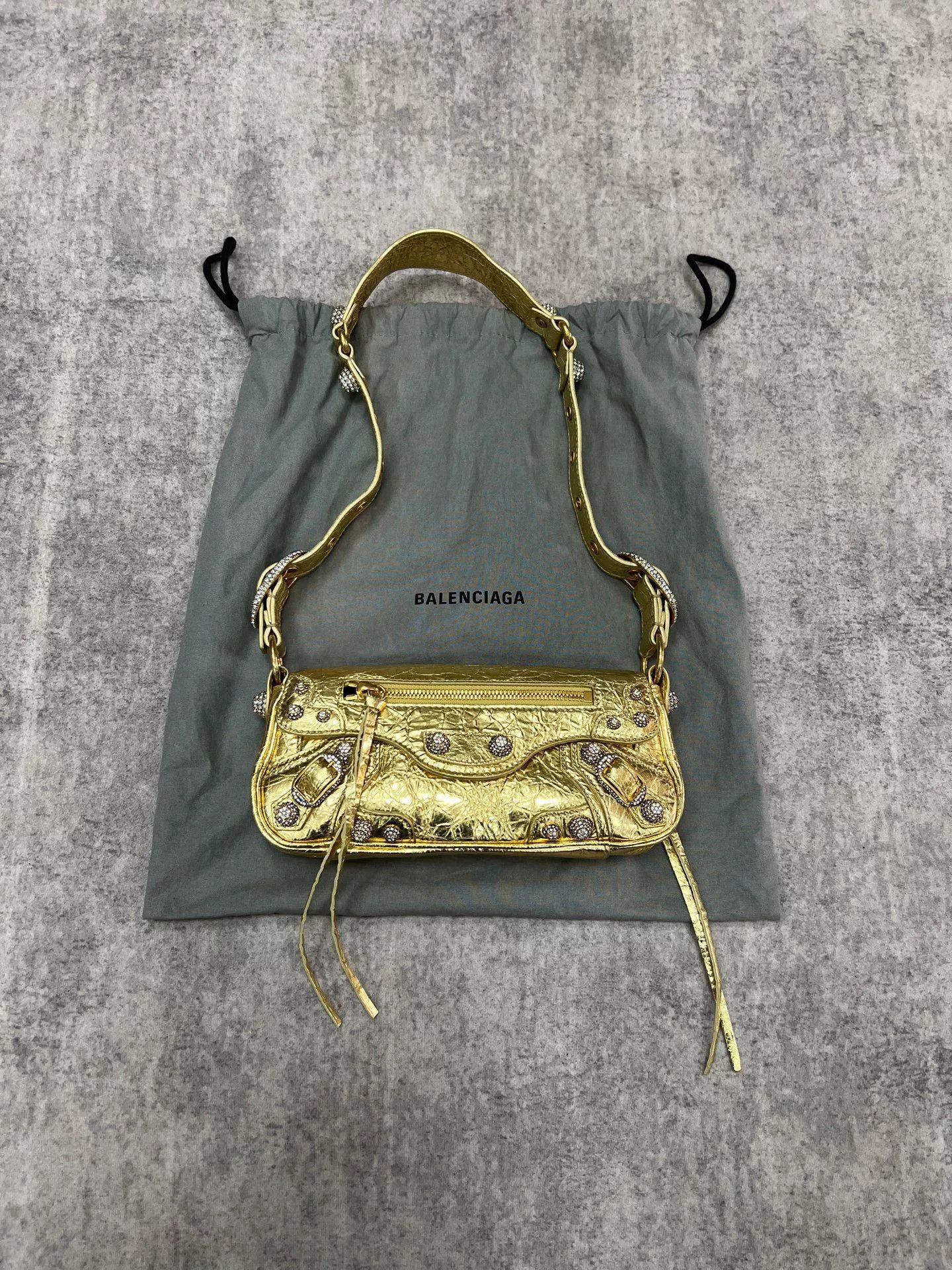 Balenciaga Balenciaga Gold Crystal Lecagole Bag Size ONE SIZE - 1 Thumbnail