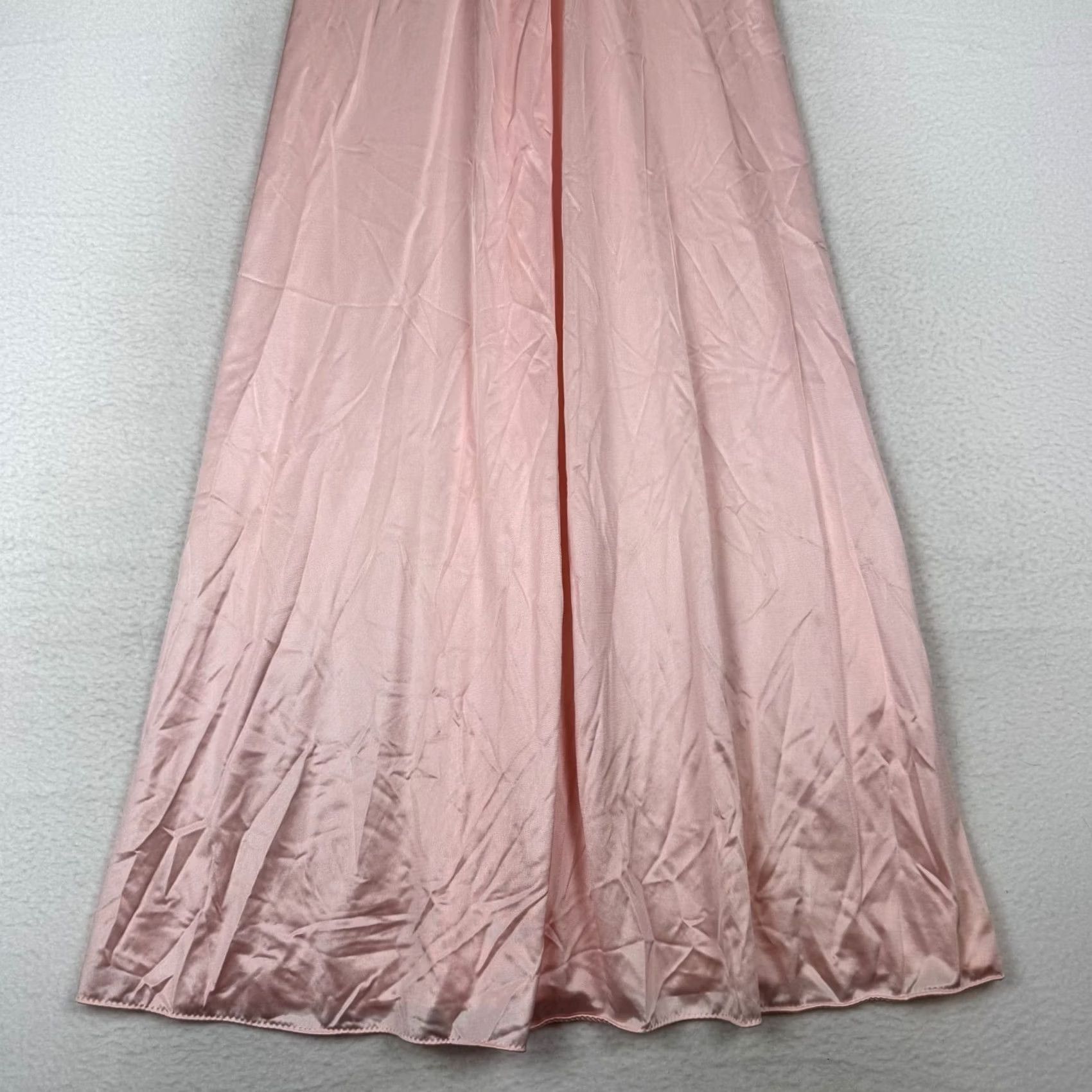 Vintage VINTAGE Vanity Fair Pink Satin Night Gown Dress Satin Nightgown Eveningwear 1970s USA Womens S Size S / US 4 / IT 40 - 4 Thumbnail