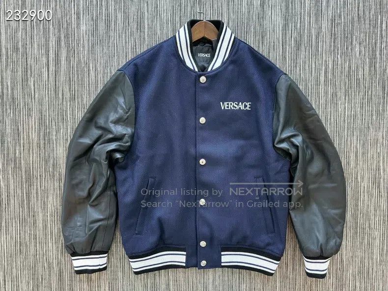Versace Versace Wool for sheepskin Size US S / EU 44-46 / 1 - 1 Thumbnail