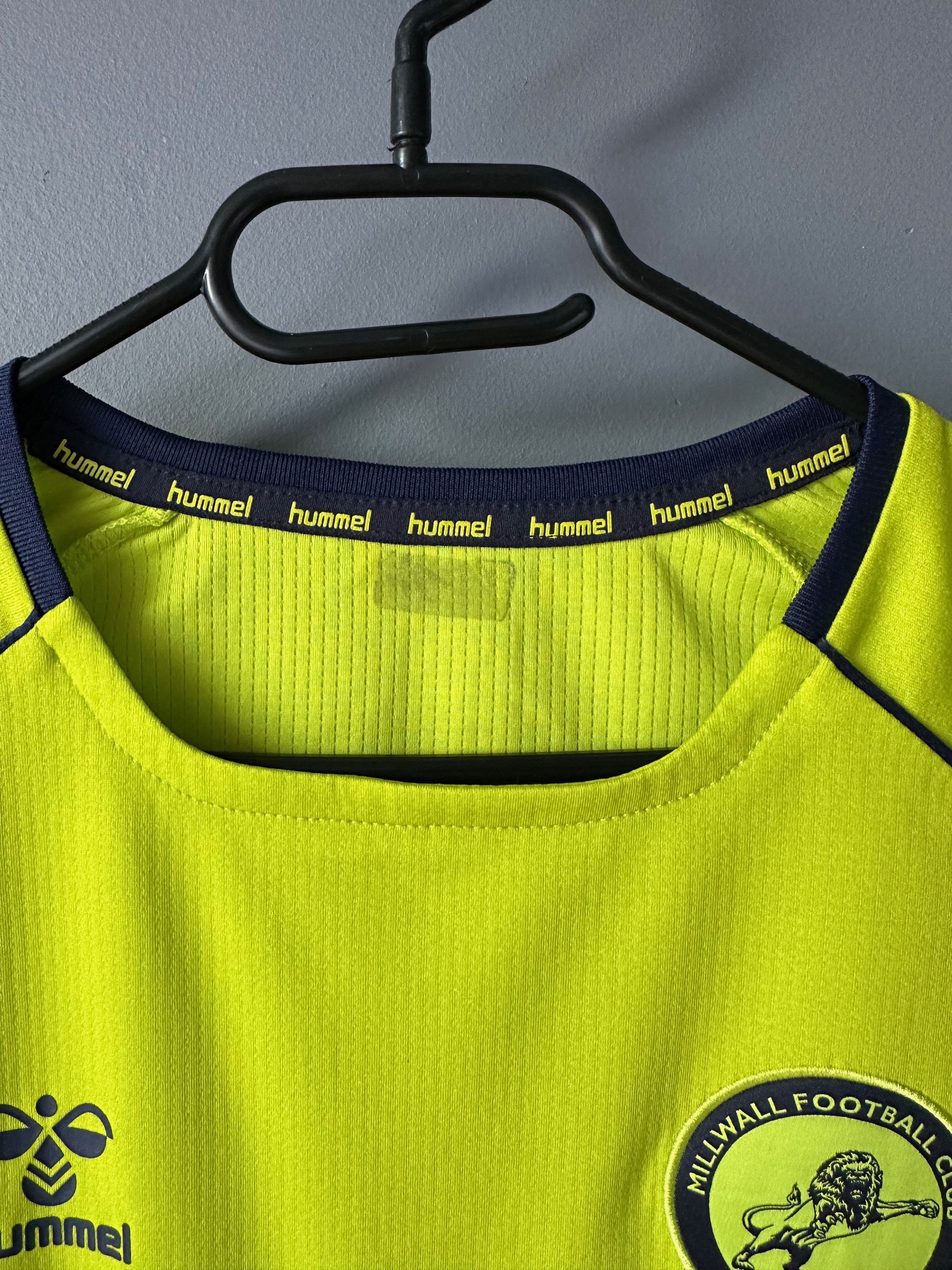 Hummel 2022 2023 Millwall Hummel Away Soccer Football Shirt jerse Size US M / EU 48-50 / 2 - 5 Thumbnail