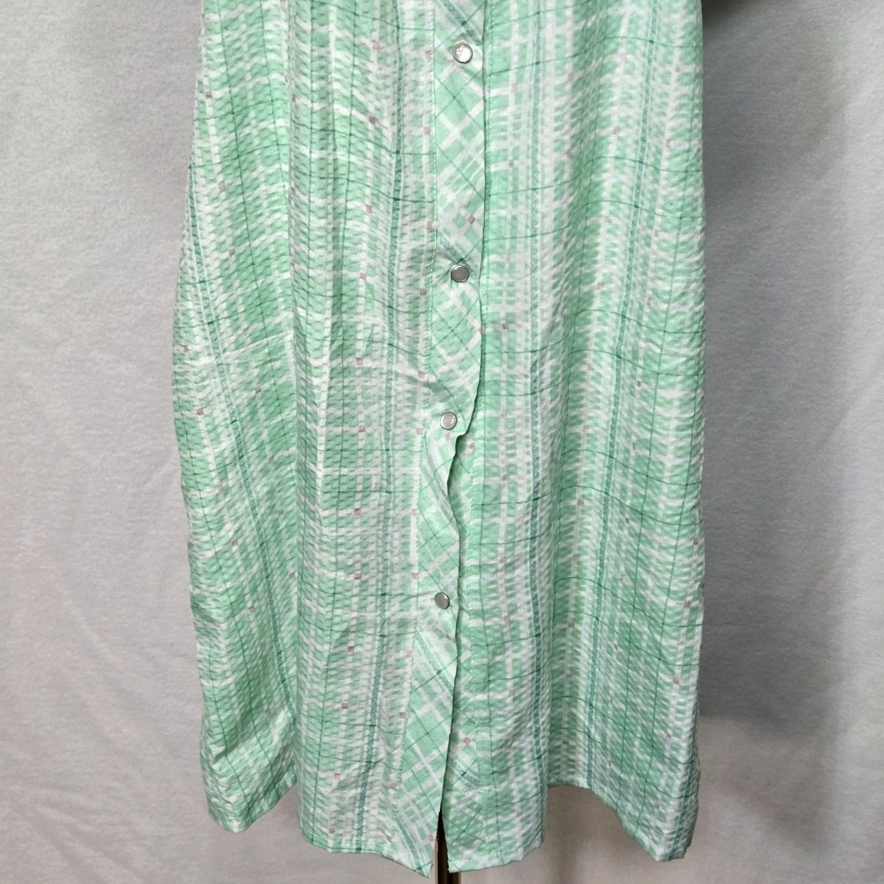 Vintage Cozee Corner Womens Medium Robe Green Plaid Kaftan Sleepwear Embroidered Button front Size ONE SIZE - 4 Thumbnail