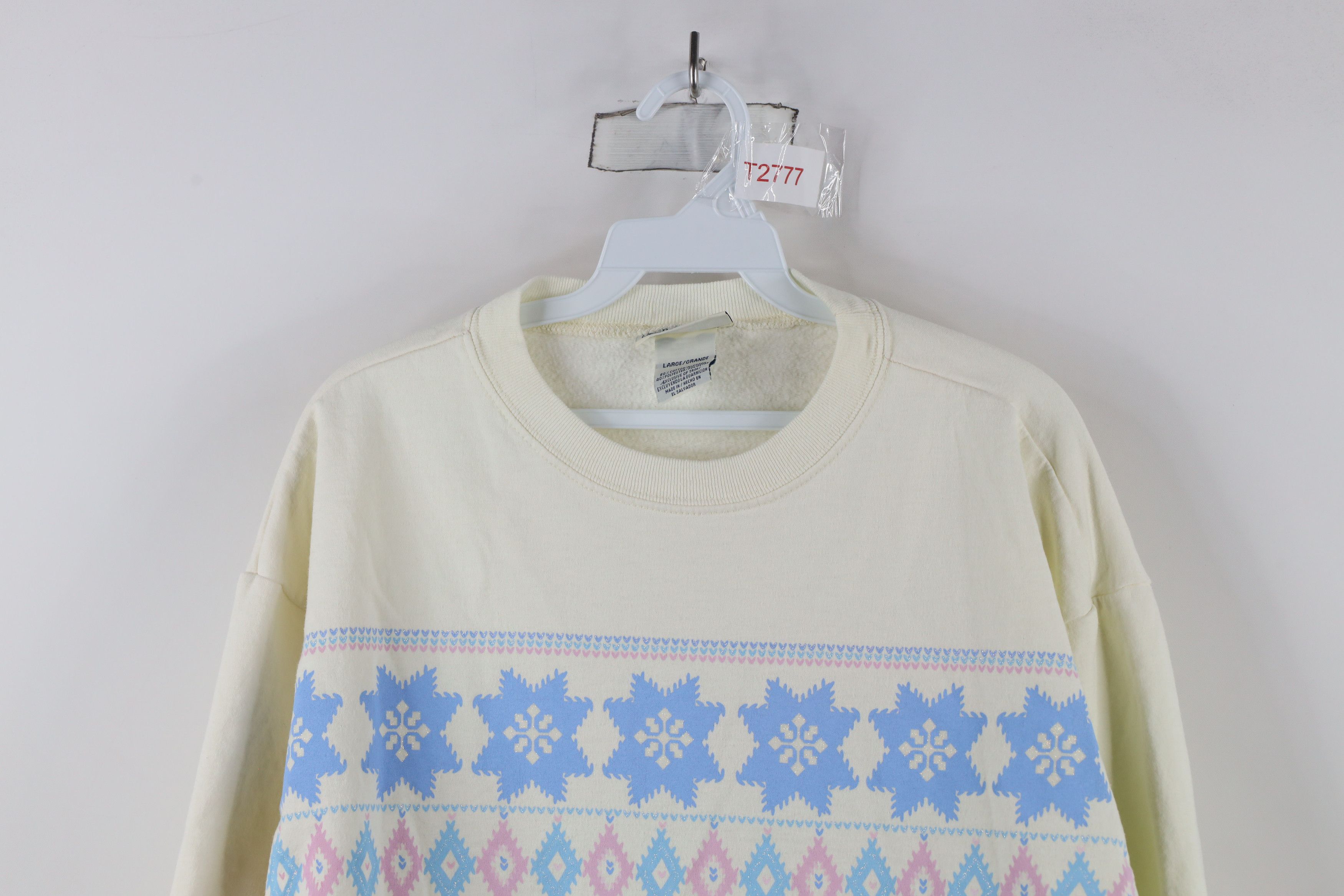Vintage Vintage 90s Streetwear Snowflake Heart Sweatshirt Cream Size L / US 10 / IT 46 - 2 Thumbnail