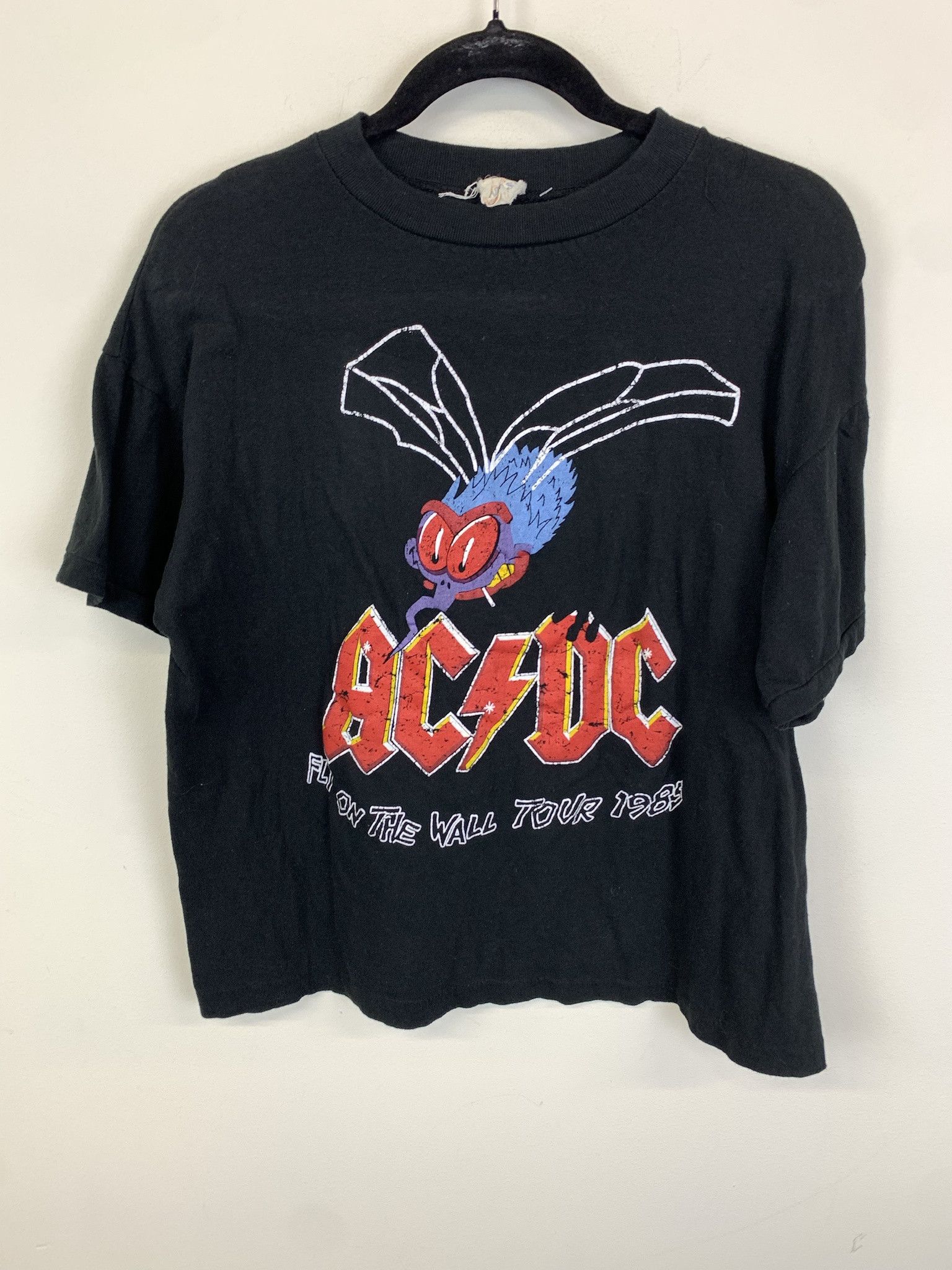 Vintage Vintage ACDC Fly on the Wall 1985 Tour Tee Singlestitch Rock Band Tee Size M Size US M / EU 48-50 / 2 - 1 Thumbnail