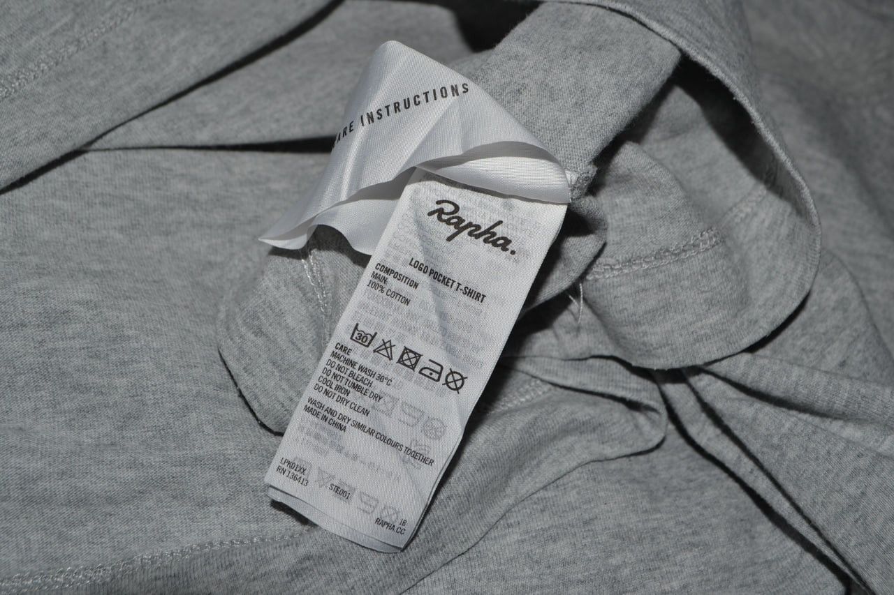 Rapha Rapha LOGO POCKET T-shirt Gray Size L Size US L / EU 52-54 / 3 - 8 Thumbnail