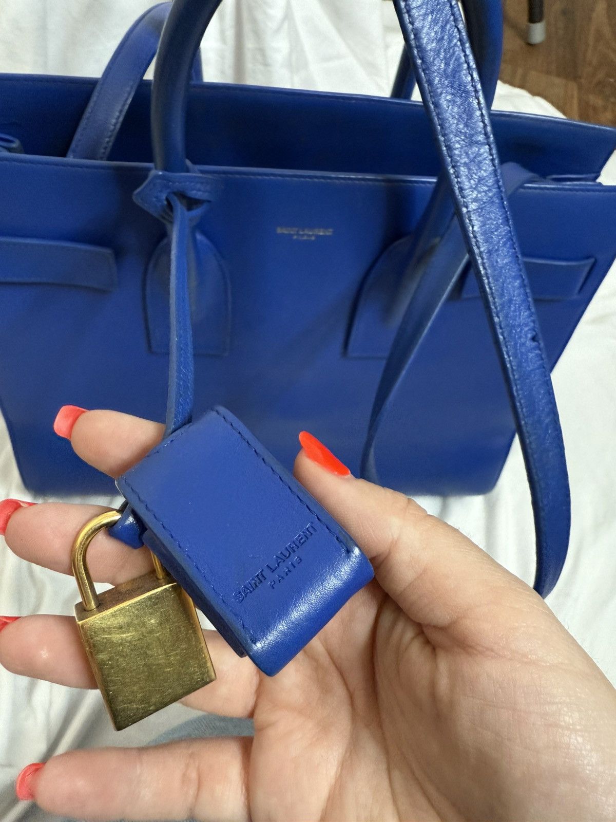 Yves Saint Laurent YSL SAC DE JOUR Bag/Tote Size ONE SIZE - 20 Thumbnail