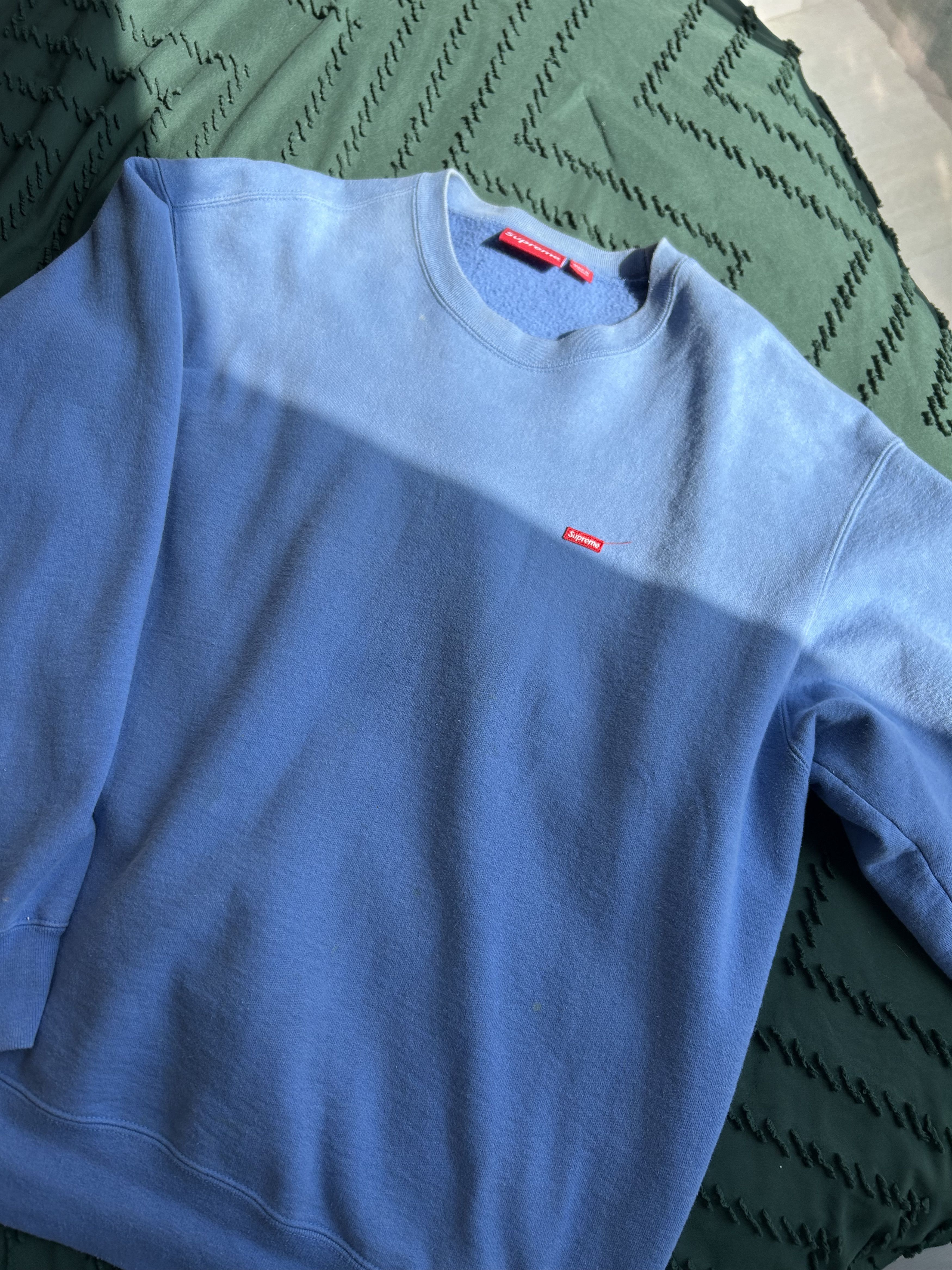 トップス SUPREME Polartec Small Box logo crewneck Supreme Polartec Small Box Crewneck (FW18) - $138