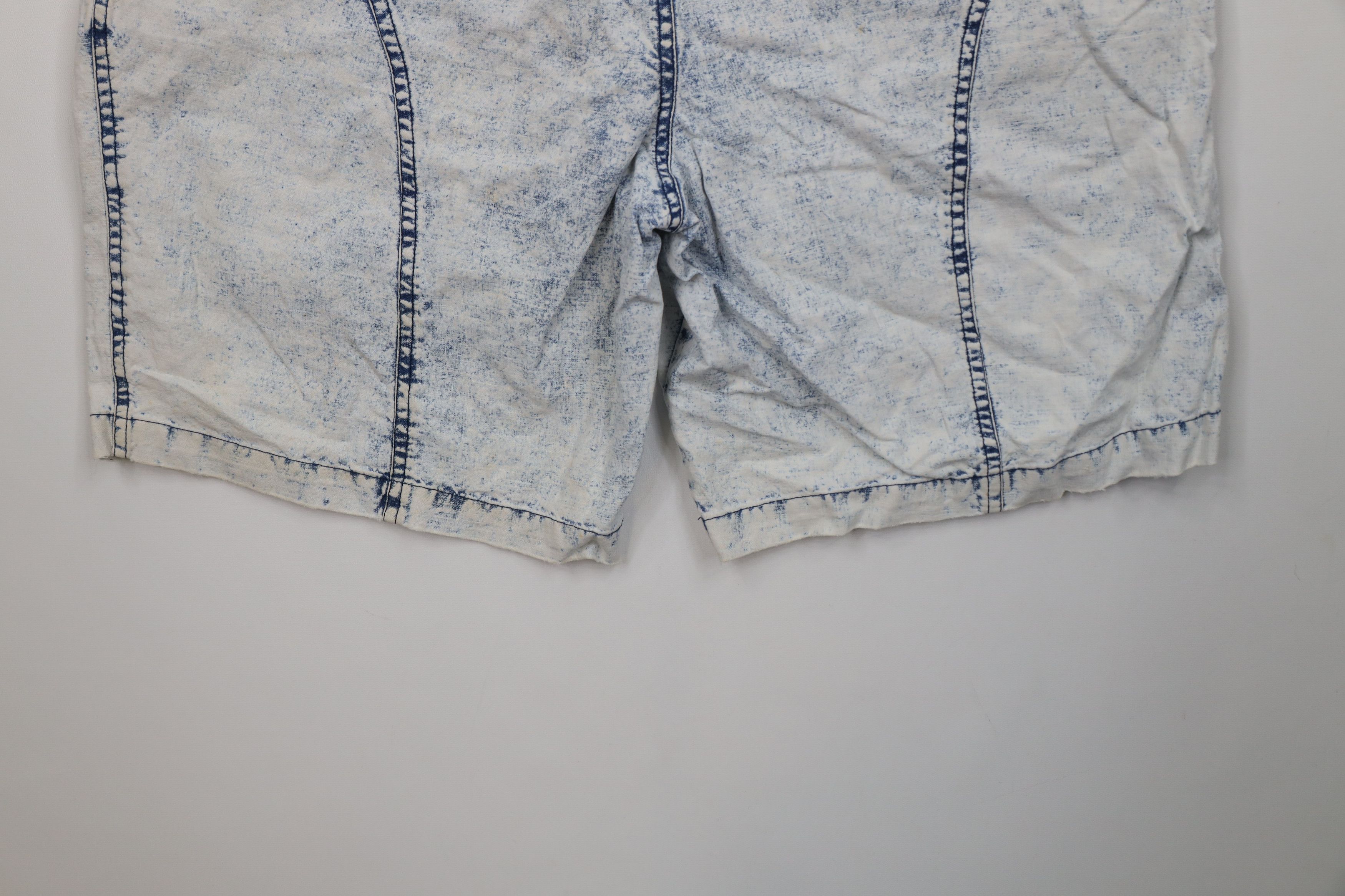Vintage Vintage 80s 90s Streetwear Acid Wash Skateboard Shorts Size US 32 / EU 48 - 13 Thumbnail